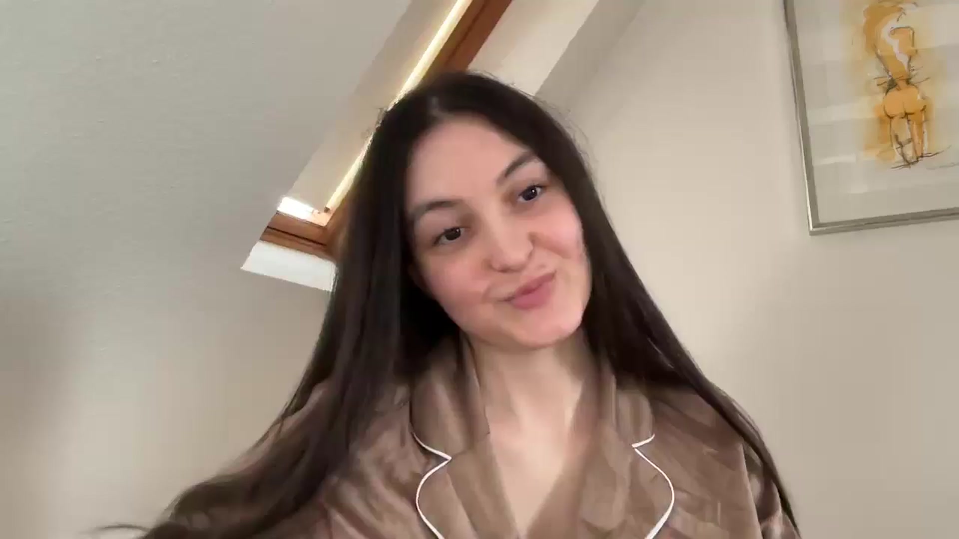 Gallery image thumbnail from IrisAmore's myfreecams stream on, 05/06/2026, 12:52 image 16 of 20