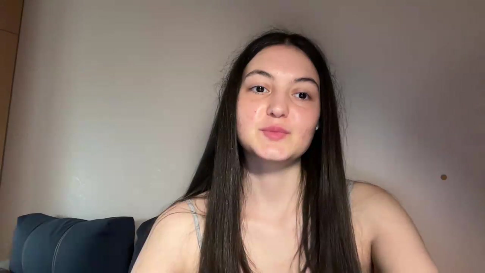 Gallery image thumbnail from IrisAmore's myfreecams stream on, 05/18/2026, 14:02 image 15 of 20