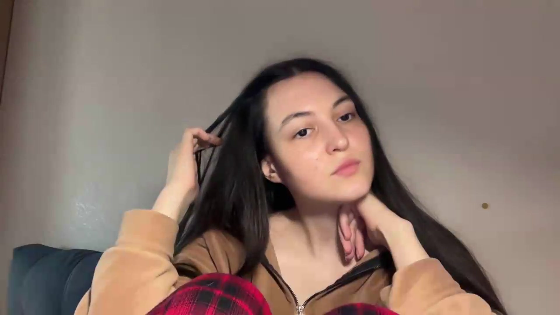 Gallery image thumbnail from IrisAmore's myfreecams stream on, 05/19/2026, 14:02 image 13 of 20