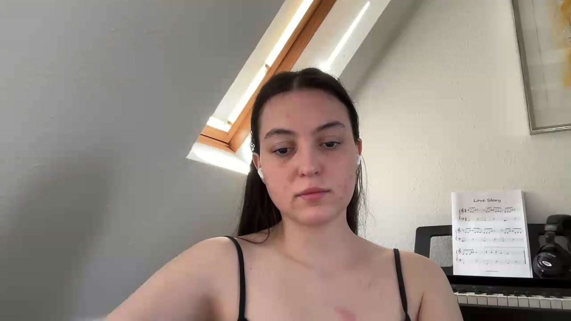 Gallery image thumbnail from IrisAmore's myfreecams stream on, 05/27/2026, 10:01 image 9 of 20