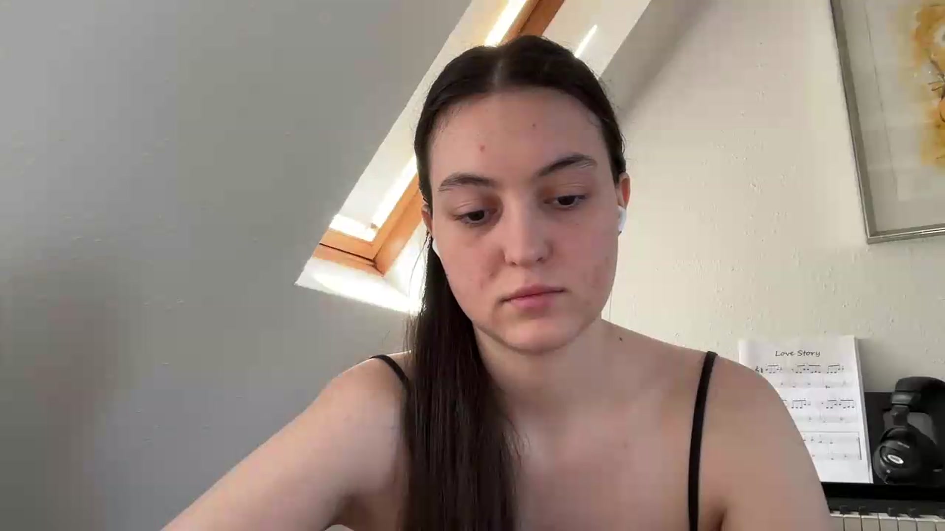 Gallery image thumbnail from IrisAmore's myfreecams stream on, 05/28/2026, 10:01 image 17 of 20