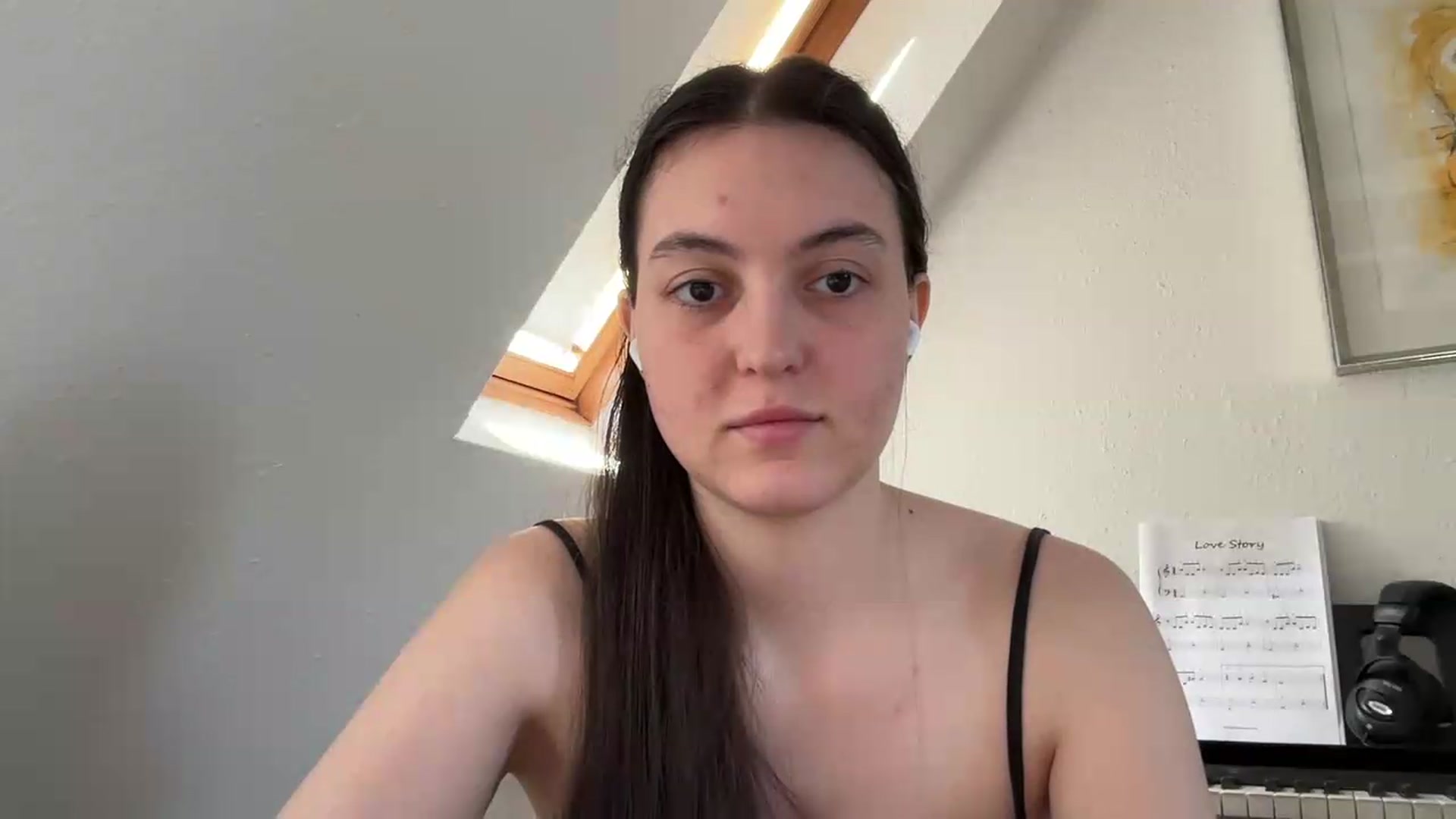 Gallery image thumbnail from IrisAmore's myfreecams stream on, 05/28/2026, 10:01 image 16 of 20
