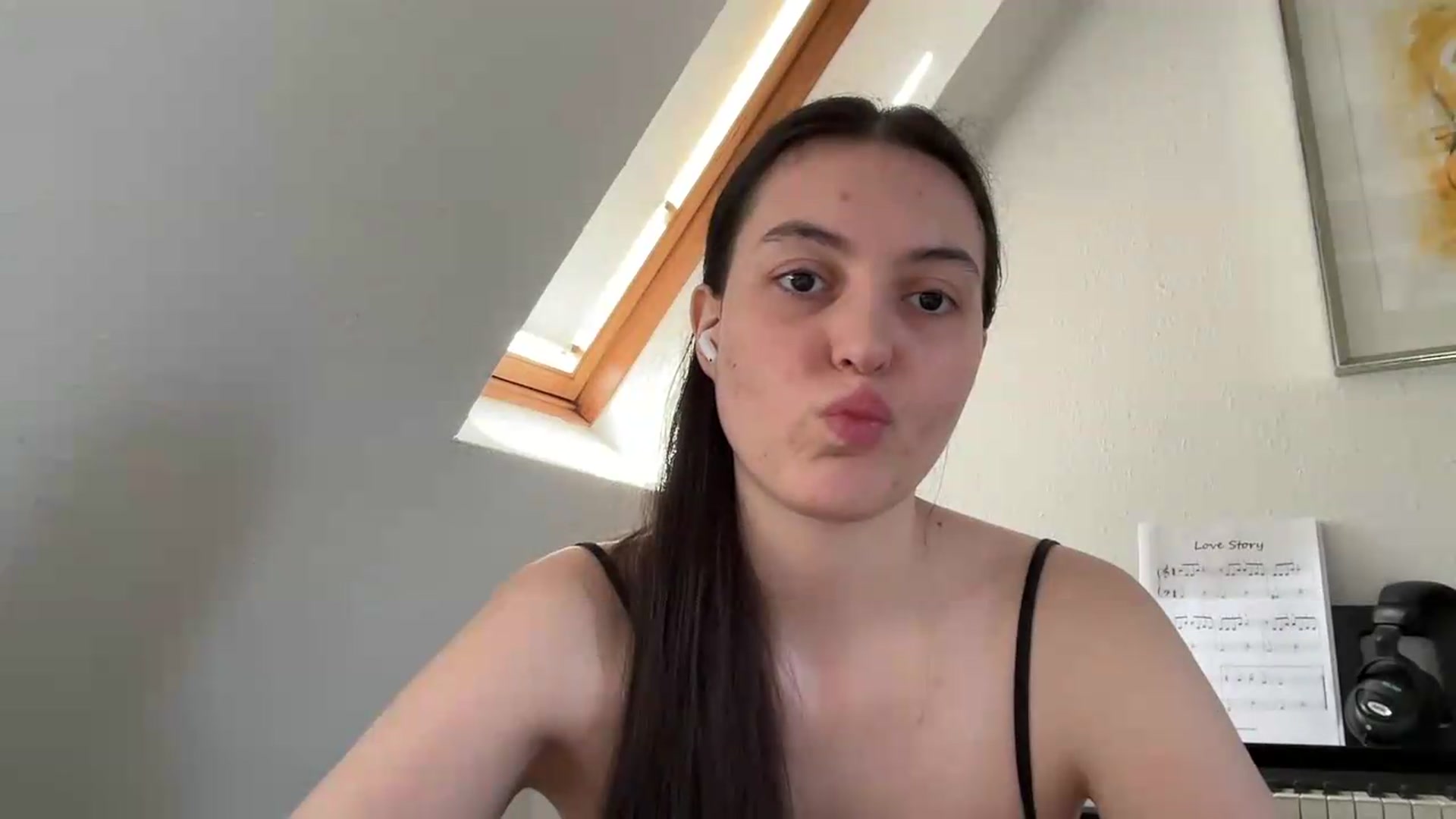 Gallery image thumbnail from IrisAmore's myfreecams stream on, 05/28/2026, 10:01 image 20 of 20