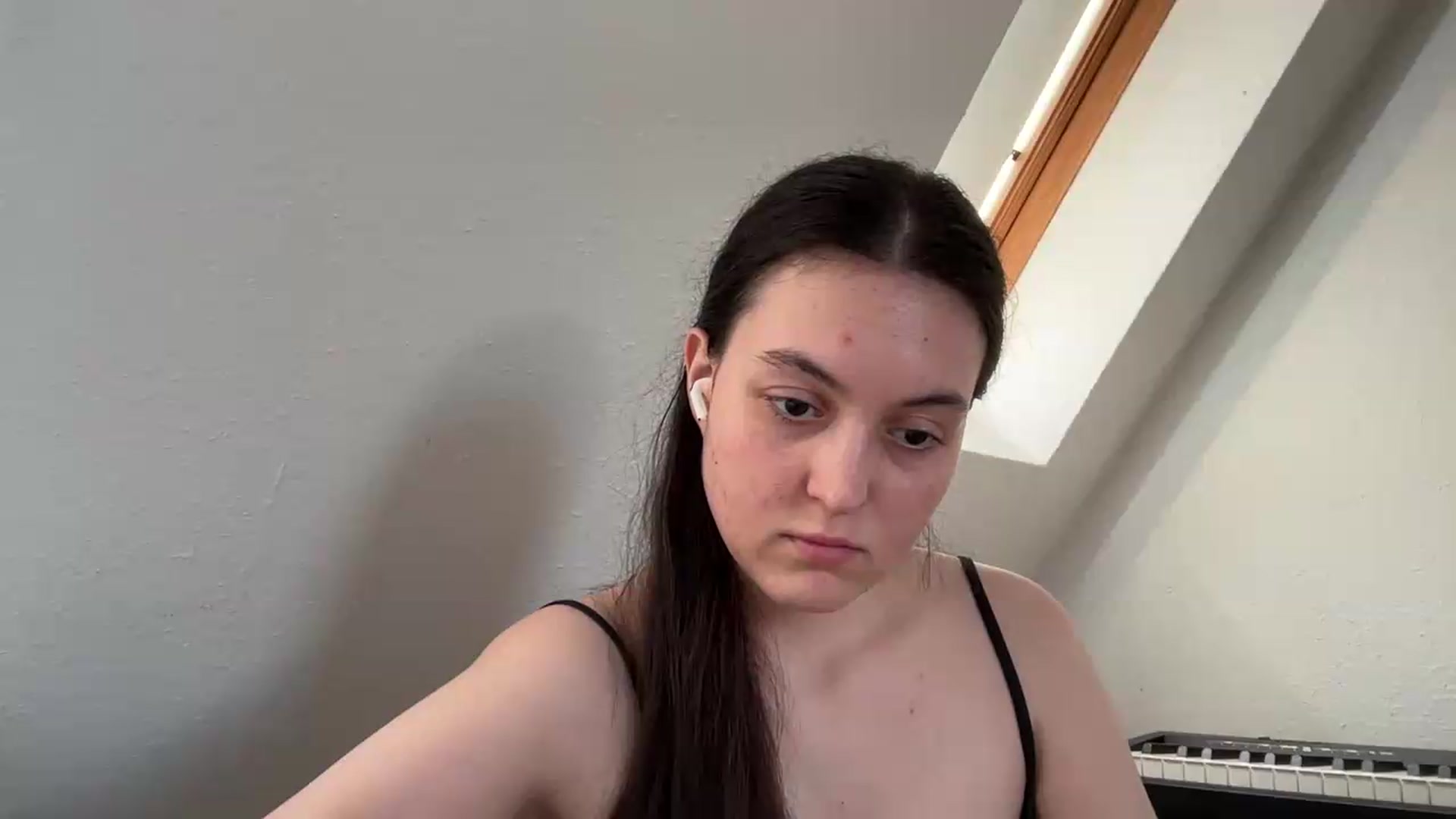 Gallery image thumbnail from IrisAmore's myfreecams stream on, 05/28/2026, 13:04 image 15 of 20