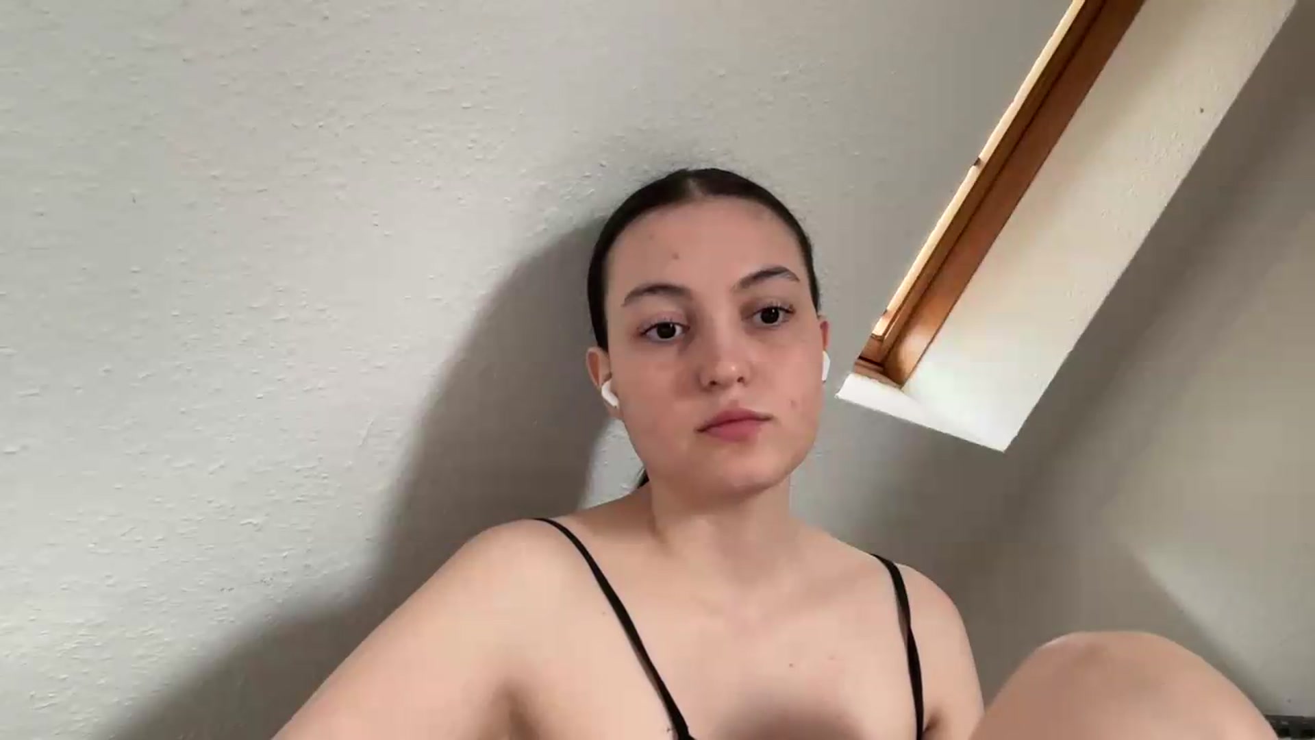 Gallery image thumbnail from IrisAmore's myfreecams stream on, 06/04/2026, 10:45 image 11 of 20