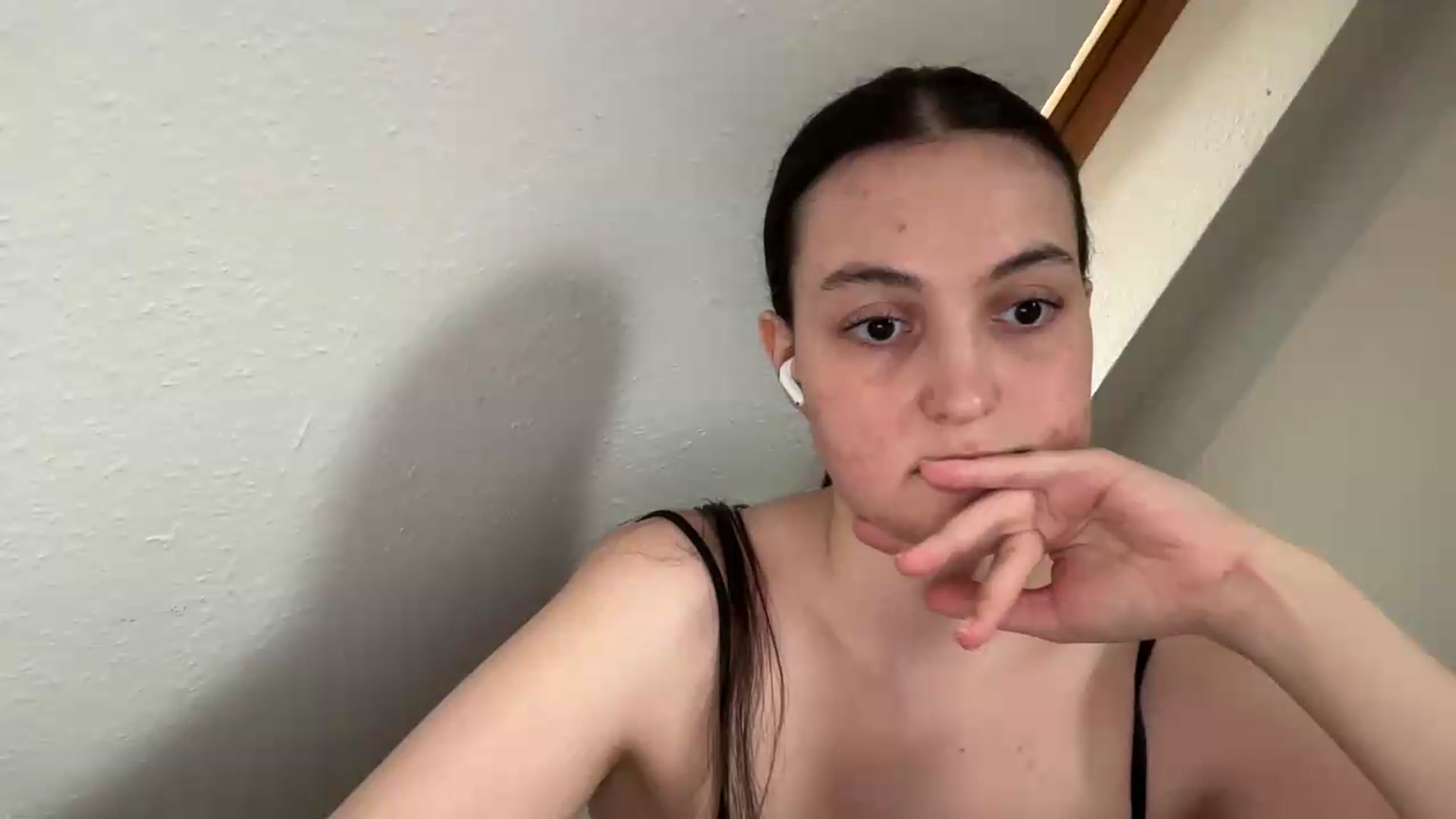 Gallery image thumbnail from IrisAmore's myfreecams stream on, 06/04/2026, 14:16 image 9 of 20