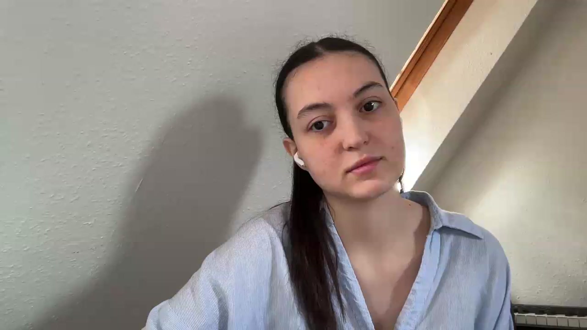 Gallery image thumbnail from IrisAmore's myfreecams stream on, 06/10/2026, 09:32 image 5 of 20