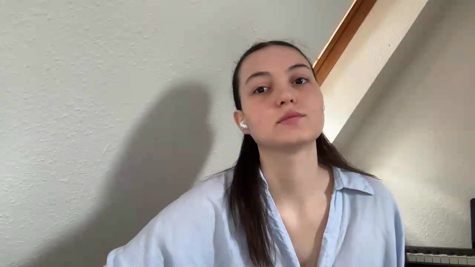 Gallery image thumbnail from IrisAmore's myfreecams stream on, 06/10/2026, 09:32 image 7 of 20
