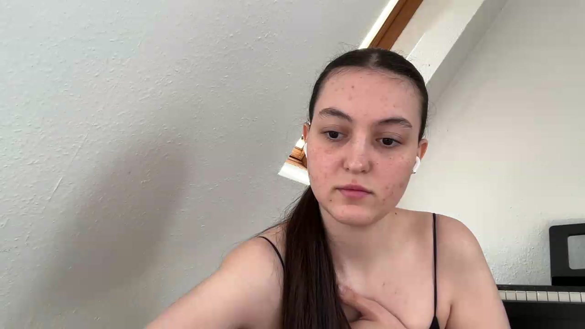 Gallery image thumbnail from IrisAmore's myfreecams stream on, 06/16/2026, 10:02 image 14 of 20
