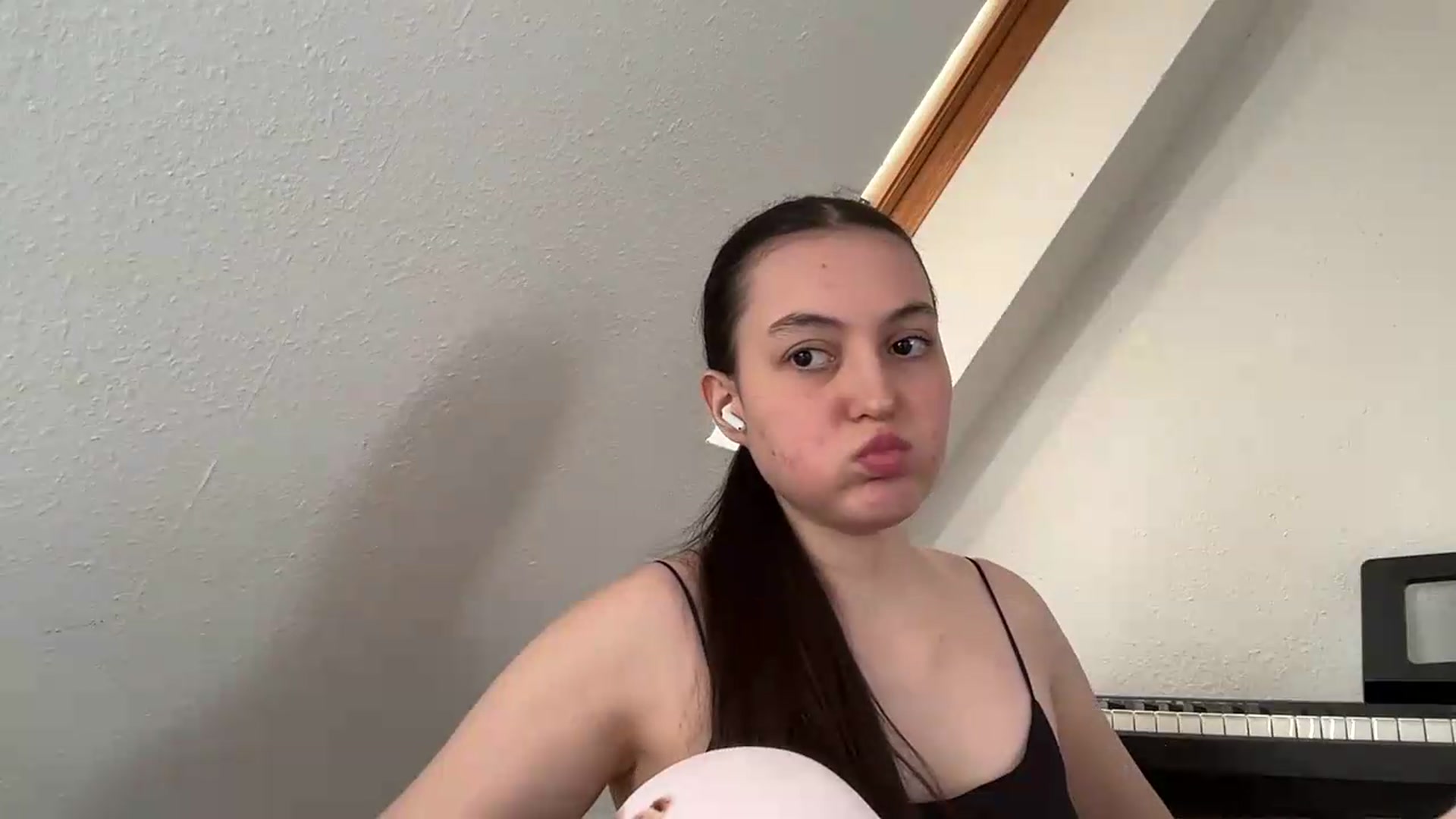 Gallery image thumbnail from IrisAmore's myfreecams stream on, 06/16/2026, 13:32 image 4 of 20