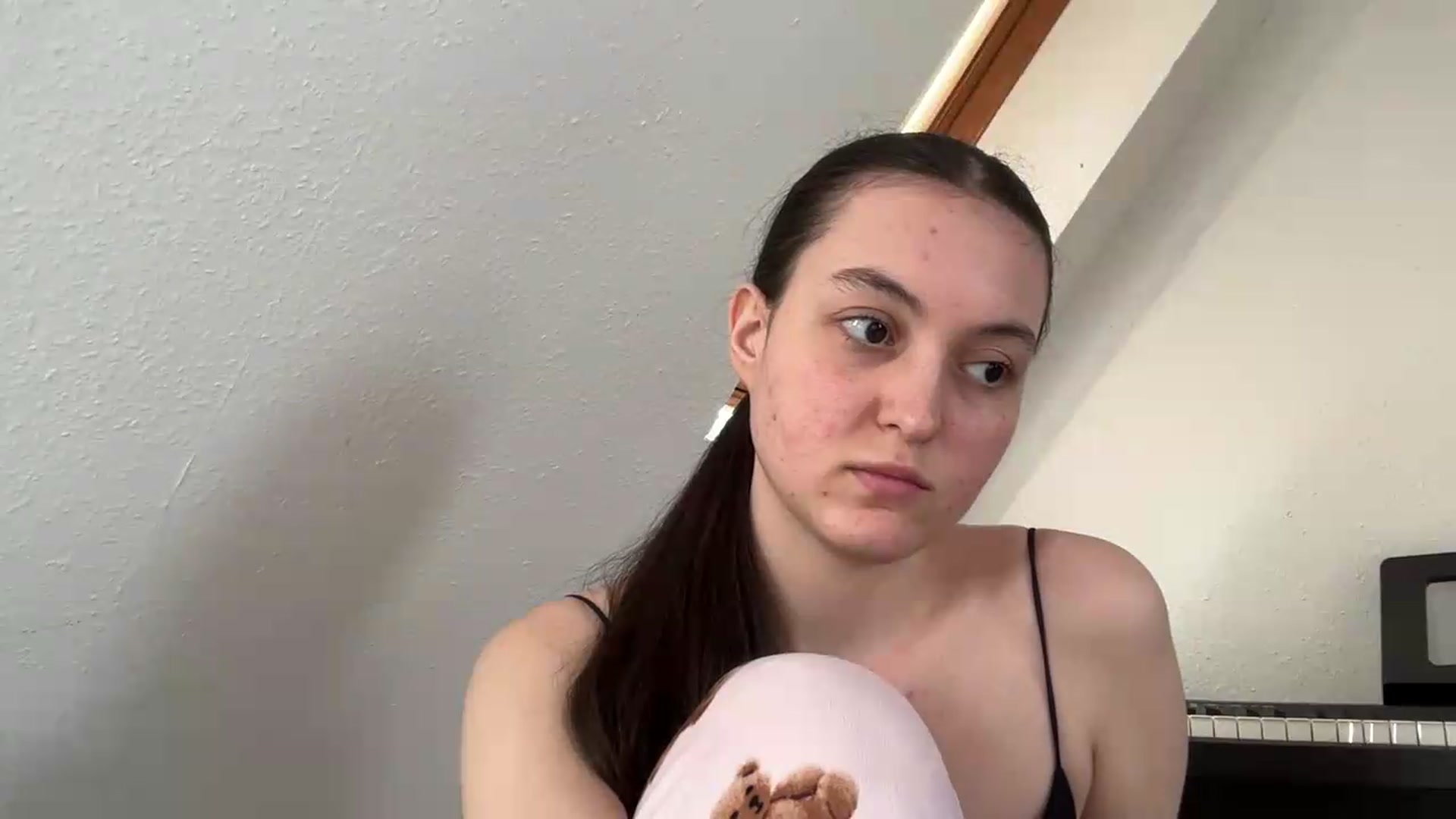 Gallery image thumbnail from IrisAmore's myfreecams stream on, 06/16/2026, 13:32 image 13 of 20