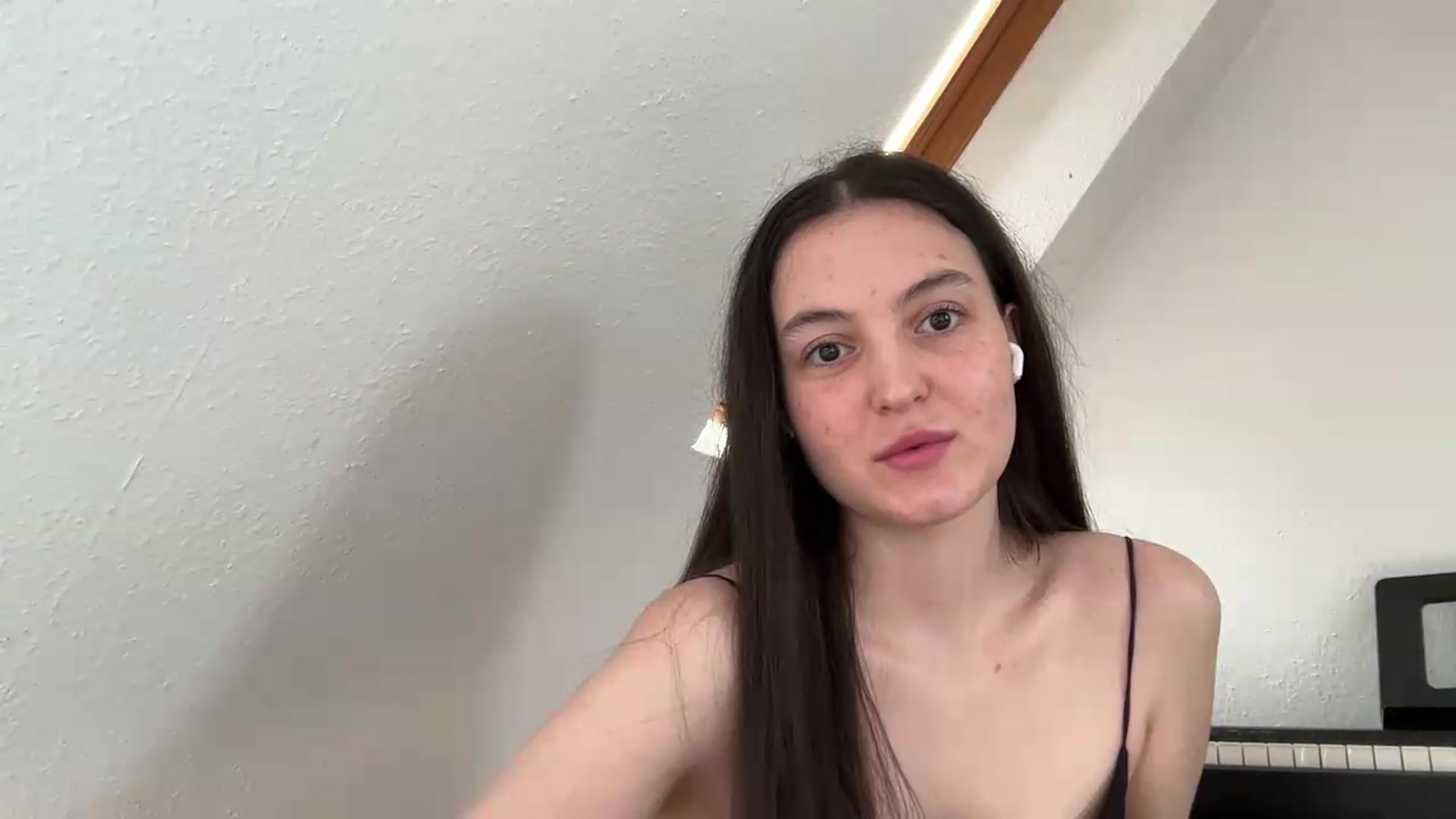 Gallery image thumbnail from IrisAmore's myfreecams stream on, 06/23/2026, 09:45 image 8 of 20