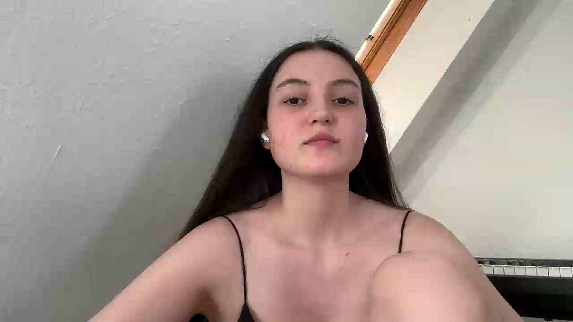 Gallery image thumbnail from IrisAmore's myfreecams stream on, 06/23/2026, 13:16 image 15 of 20
