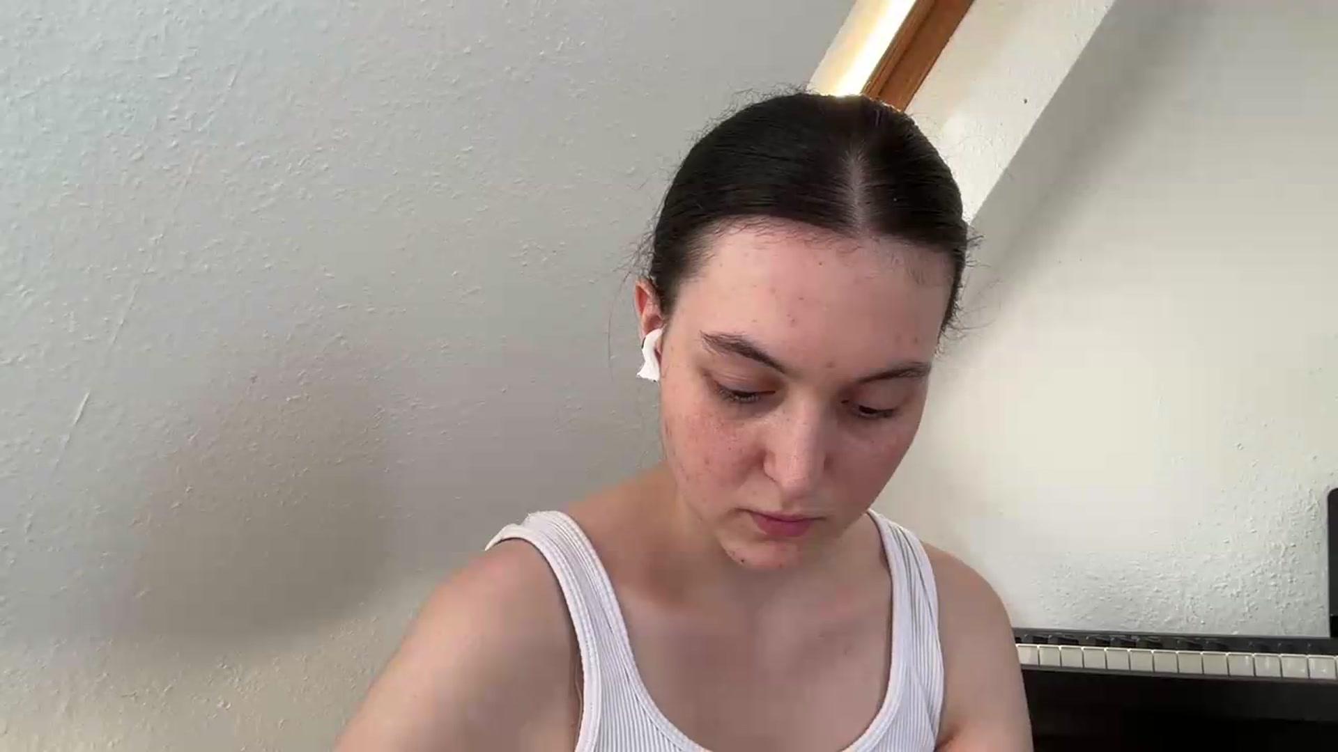 Gallery image thumbnail from IrisAmore's myfreecams stream on, 06/25/2026, 10:03 image 15 of 20