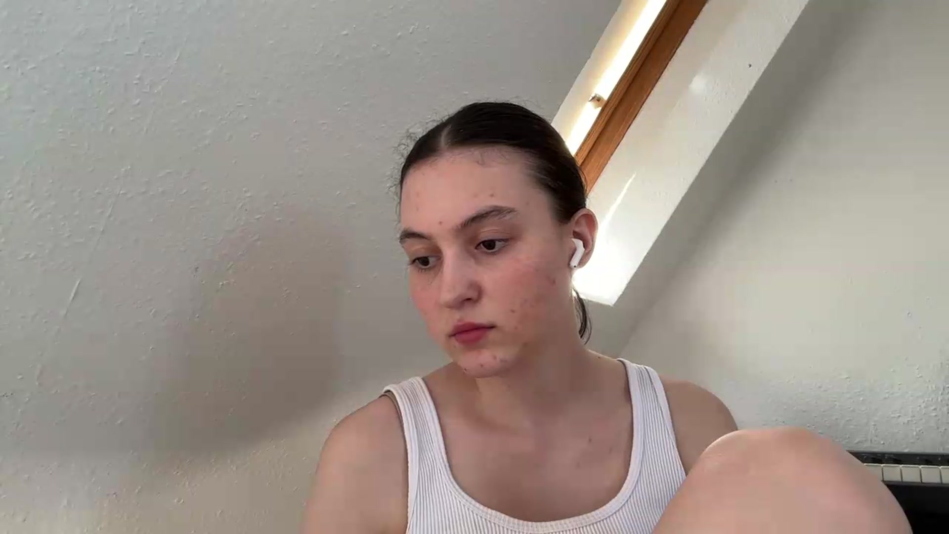 Gallery image thumbnail from IrisAmore's myfreecams stream on, 06/25/2026, 10:03 image 16 of 20