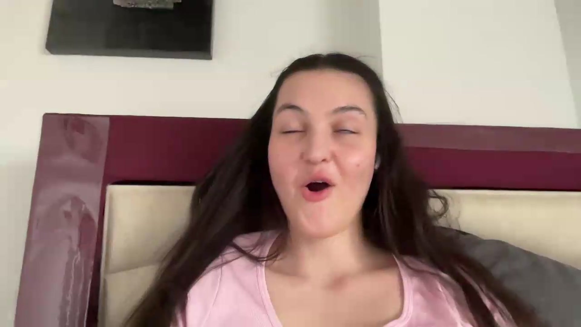Gallery image thumbnail from IrisAmore's myfreecams stream on, 07/02/2026, 12:18 image 4 of 20