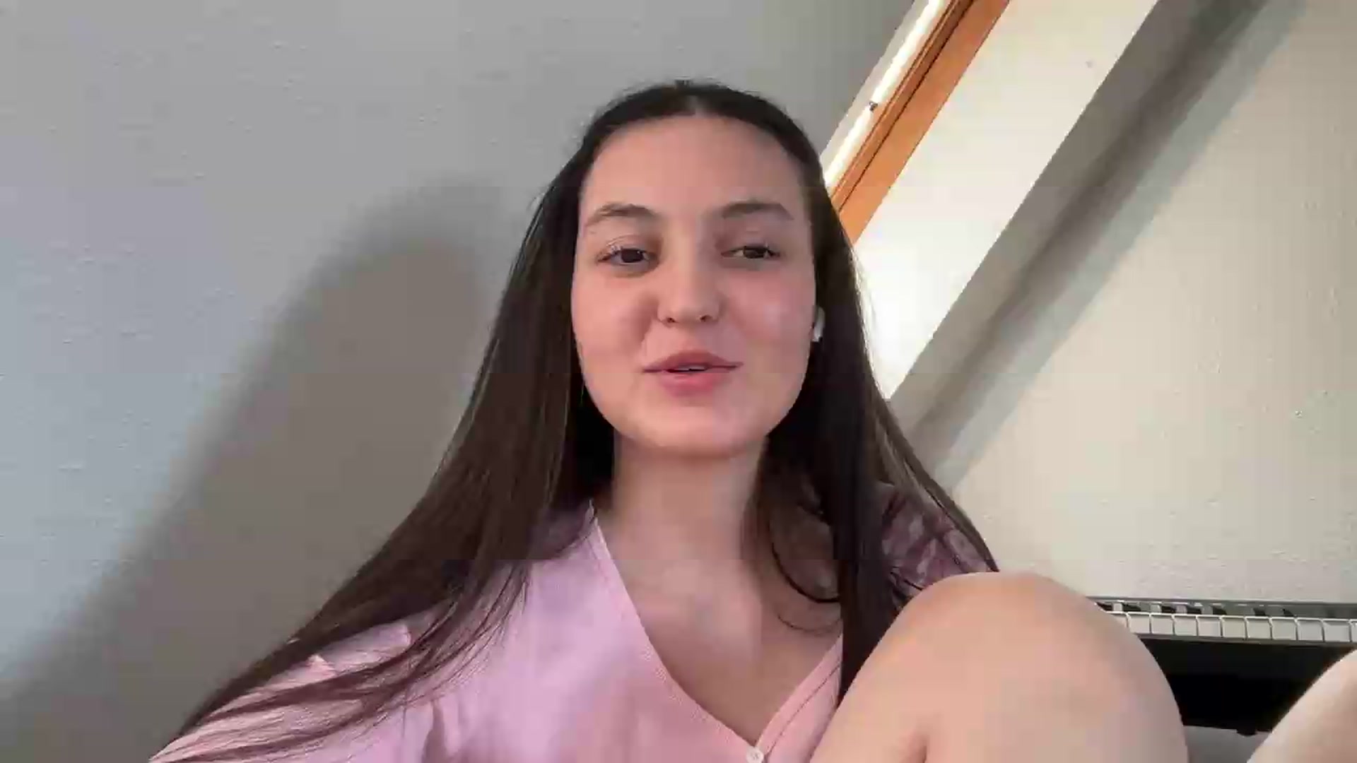 Gallery image thumbnail from IrisAmore's myfreecams stream on, 07/09/2026, 14:01 image 4 of 20