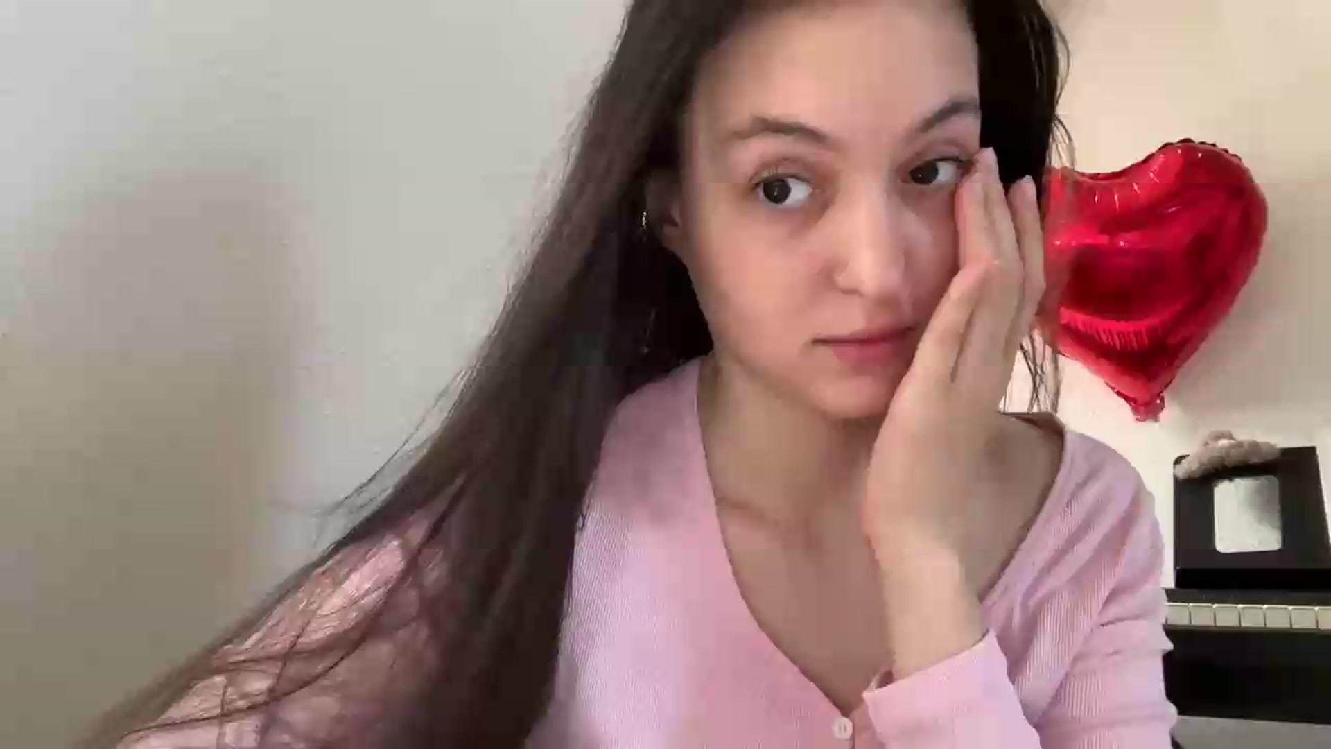 Gallery image thumbnail from IrisAmore's myfreecams stream on, 07/15/2026, 09:26 image 16 of 20