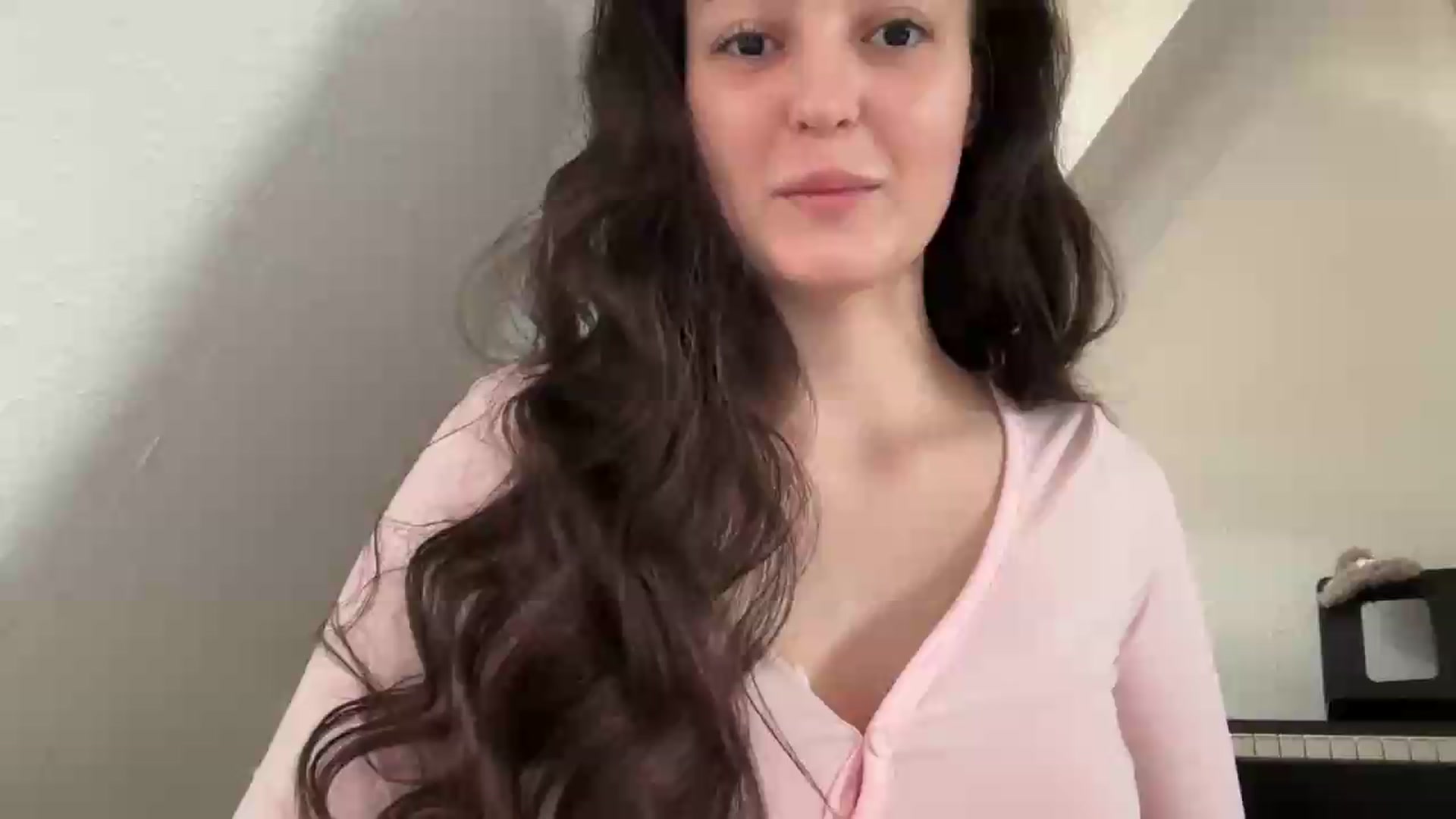Gallery image thumbnail from IrisAmore's myfreecams stream on, 07/19/2026, 08:25 image 1 of 20
