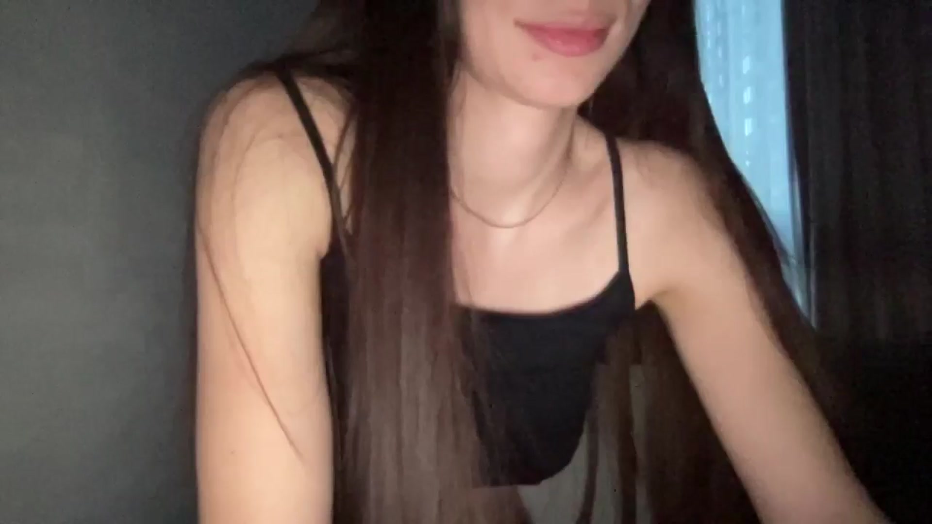 Gallery image thumbnail from IrisLittle's myfreecams stream on, 12/25/2025, 14:36 image 15 of 20