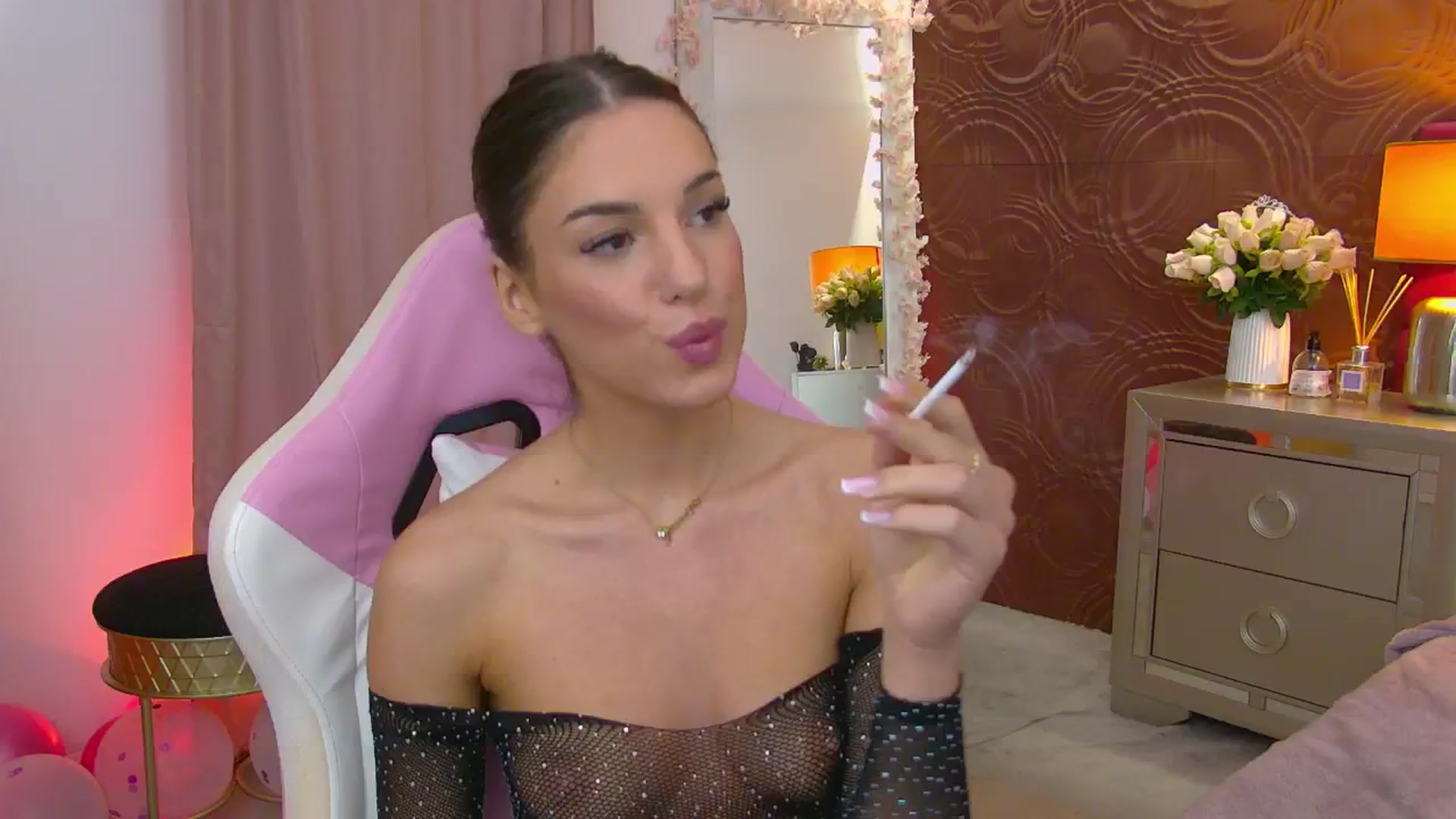 Gallery image thumbnail from IrisMonn's myfreecams stream on, 09/16/2025, 09:12 image 6 of 20