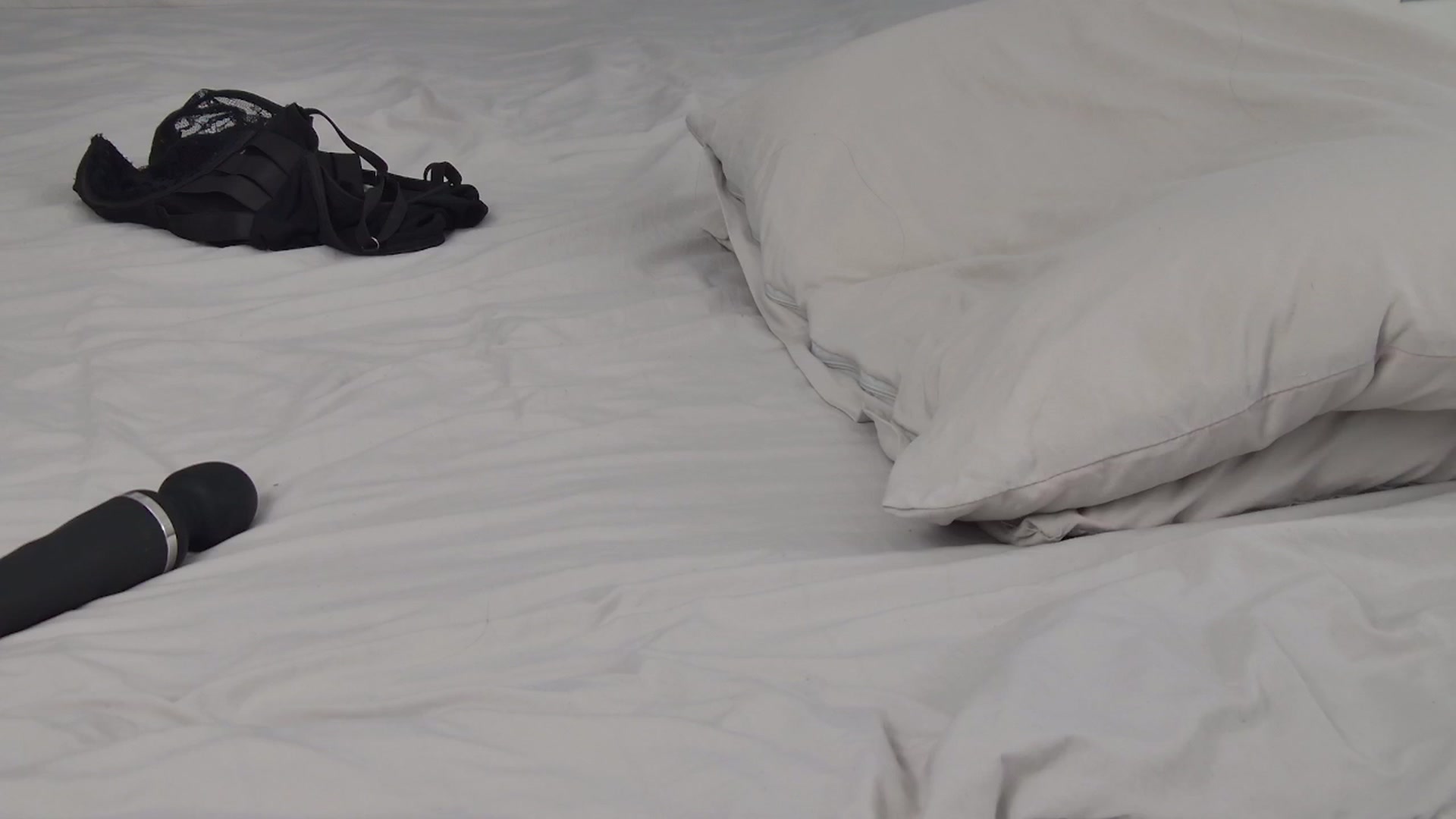 Gallery image thumbnail from IrisMonn's myfreecams stream on, 01/07/2026, 14:11 image 1 of 20