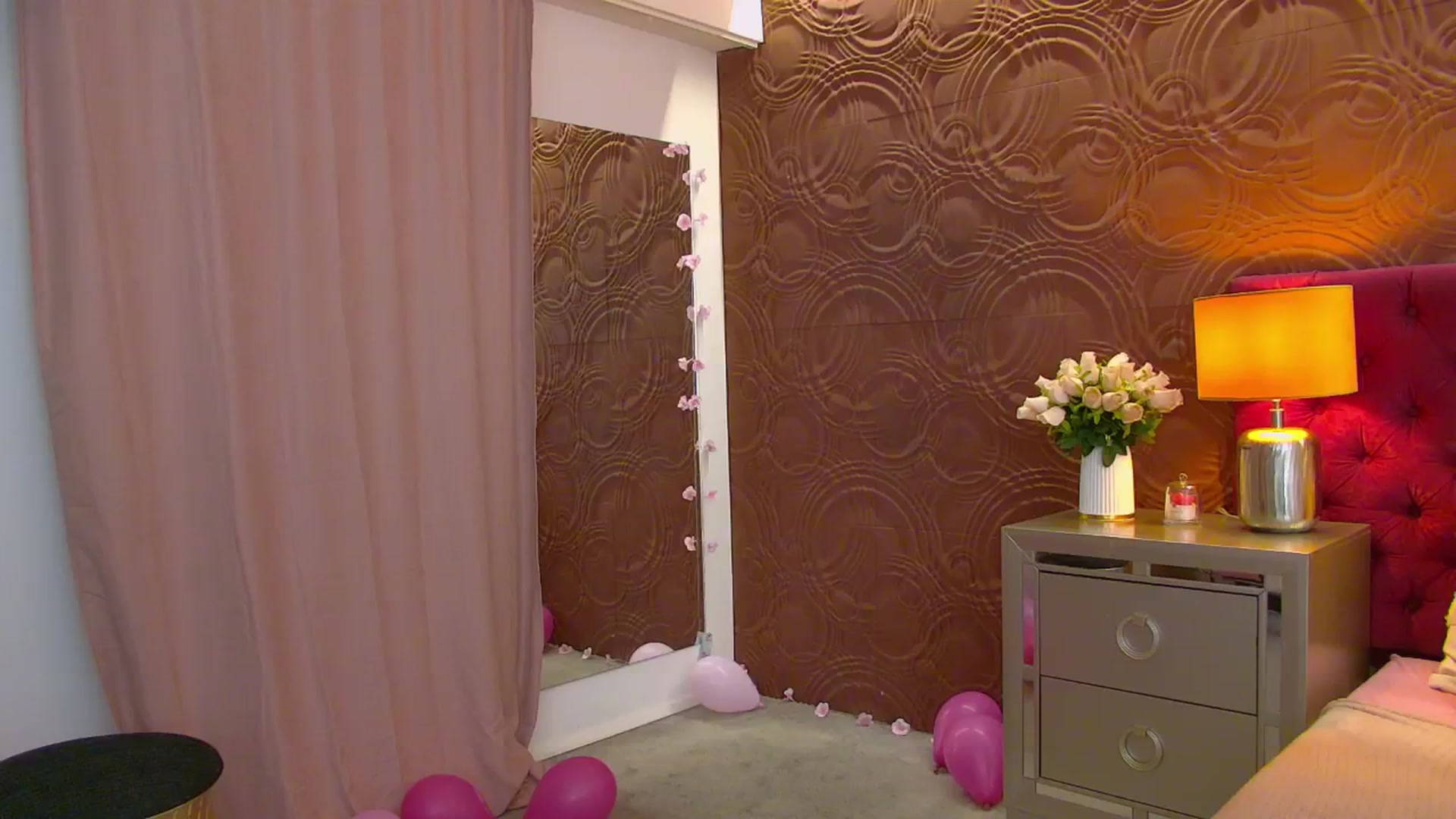 Gallery image thumbnail from IrisMonn's myfreecams stream on, 04/03/2026, 10:12 image 18 of 20