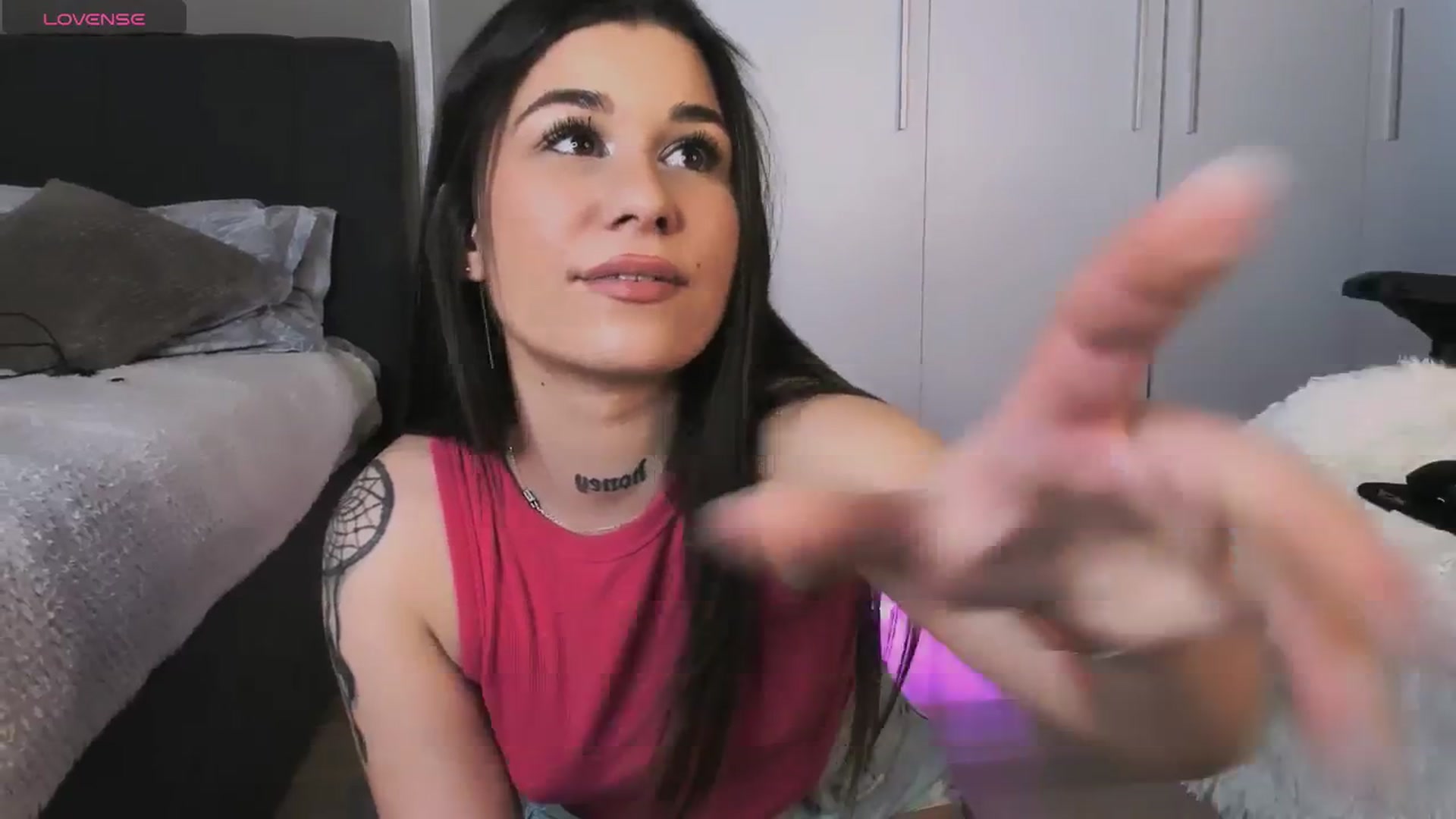 Gallery image thumbnail from IrisReynolds's myfreecams stream on, 03/23/2026, 14:35 image 9 of 20