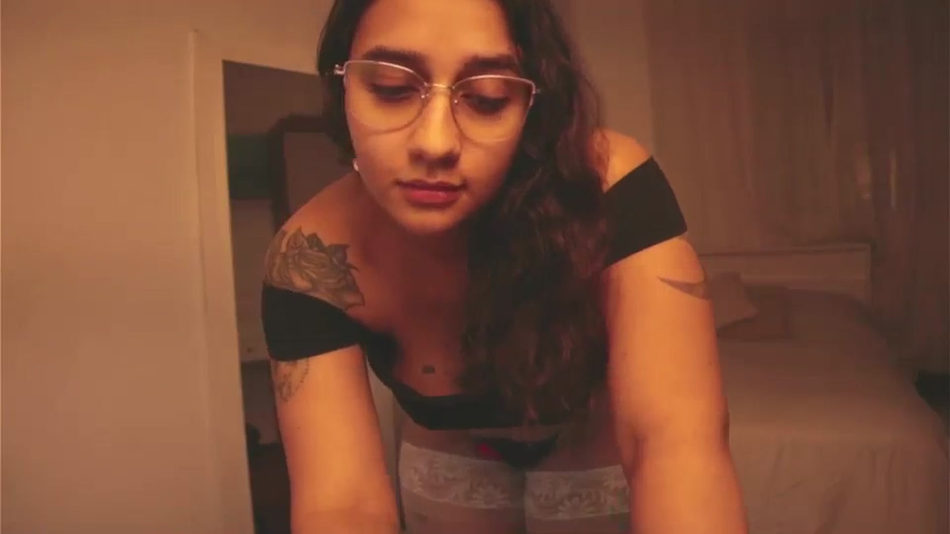 Gallery image thumbnail from Iris_'s myfreecams stream on, 12/18/2024, 06:45 image 12 of 20