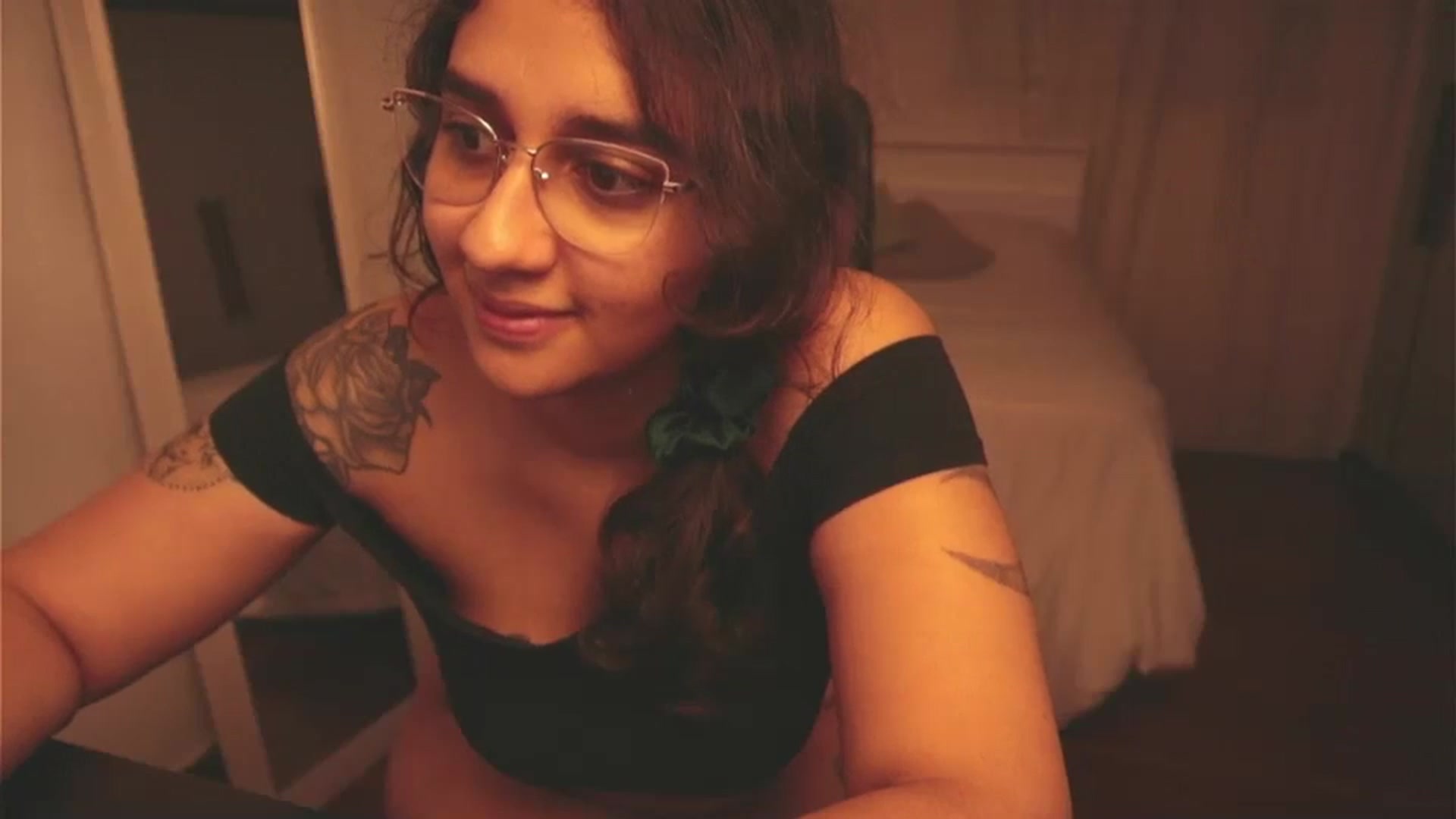 Gallery image thumbnail from Iris_'s myfreecams stream on, 01/24/2025, 08:31 image 12 of 20