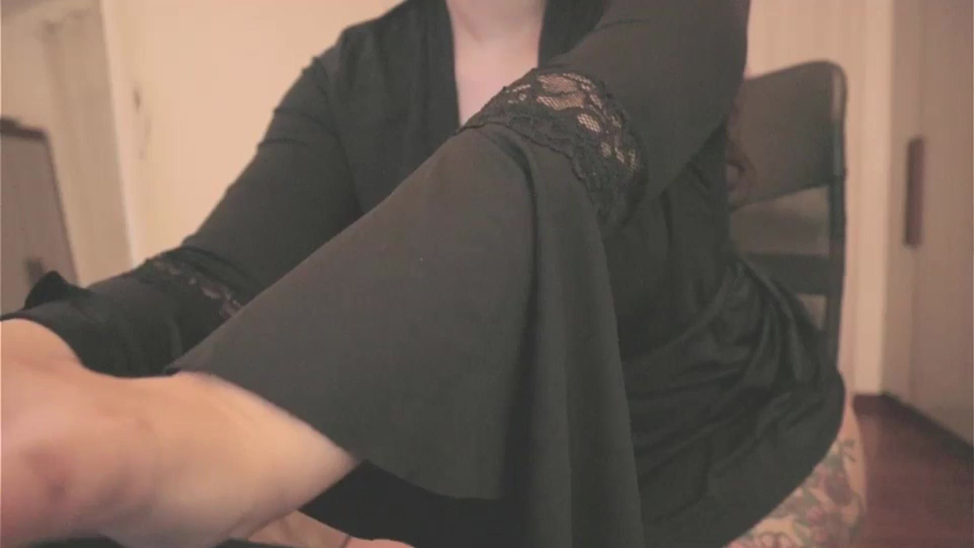 Gallery image thumbnail from Iris_'s myfreecams stream on, 07/16/2025, 08:28 image 4 of 20