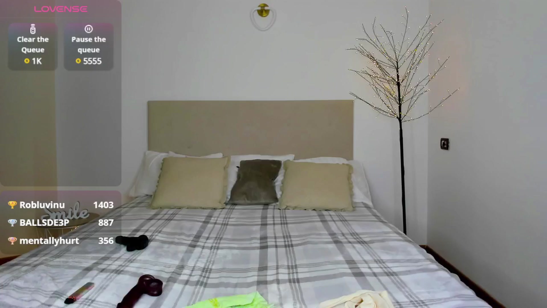 Gallery image thumbnail from Iriska_mini's myfreecams stream on, 01/19/2025, 15:25 image 20 of 20