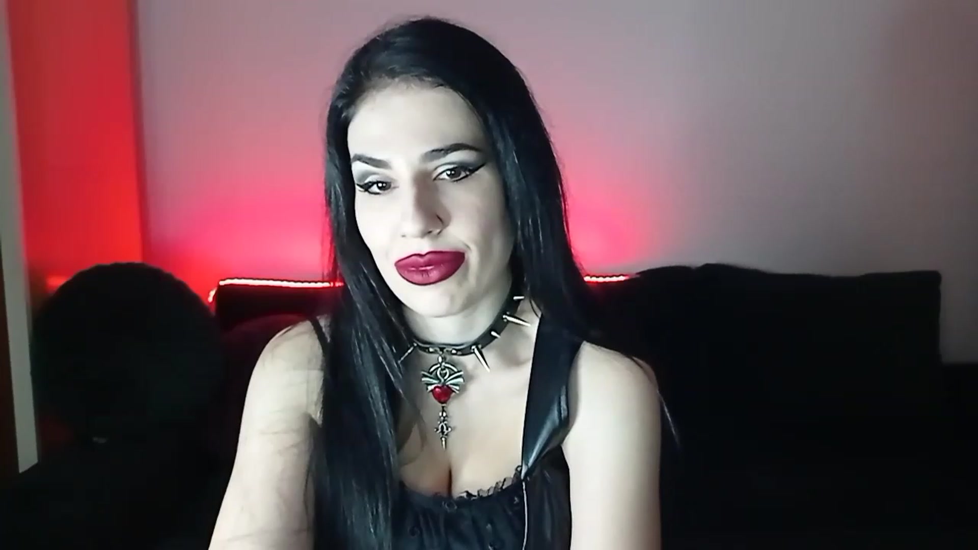 Gallery image thumbnail from Iron_Rose's myfreecams stream on, 12/22/2022, 11:08 image 14 of 20