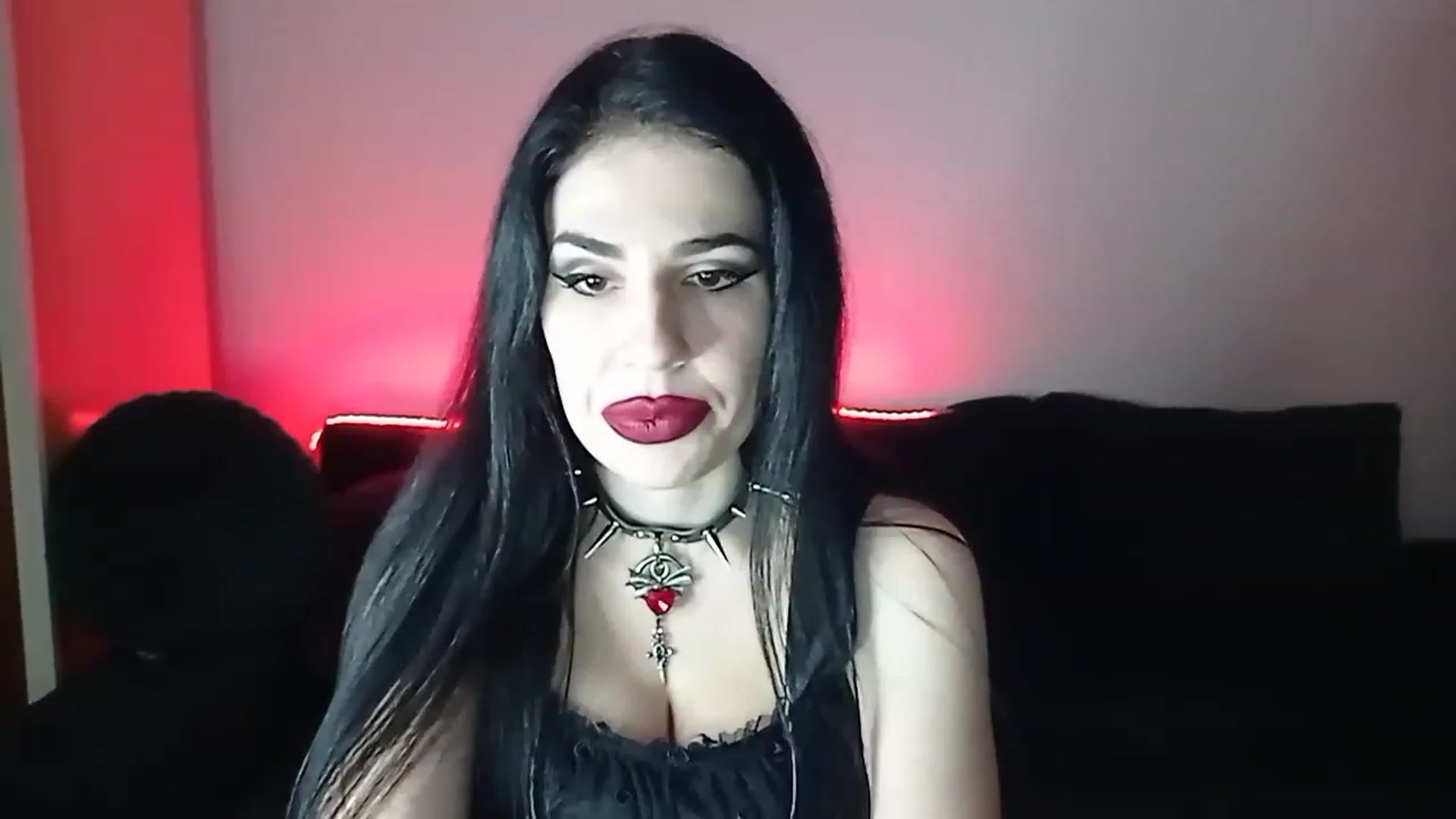 Gallery image thumbnail from Iron_Rose's myfreecams stream on, 12/22/2022, 11:08 image 19 of 20