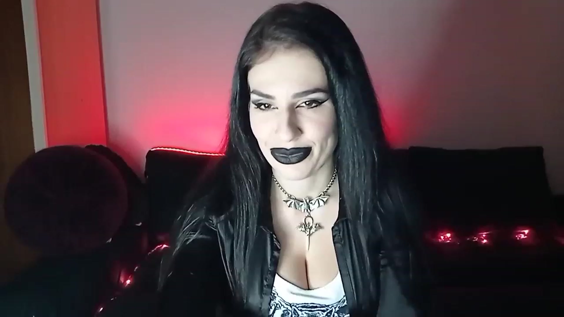 Gallery image thumbnail from Iron_Rose's myfreecams stream on, 02/03/2023, 16:00 image 19 of 20