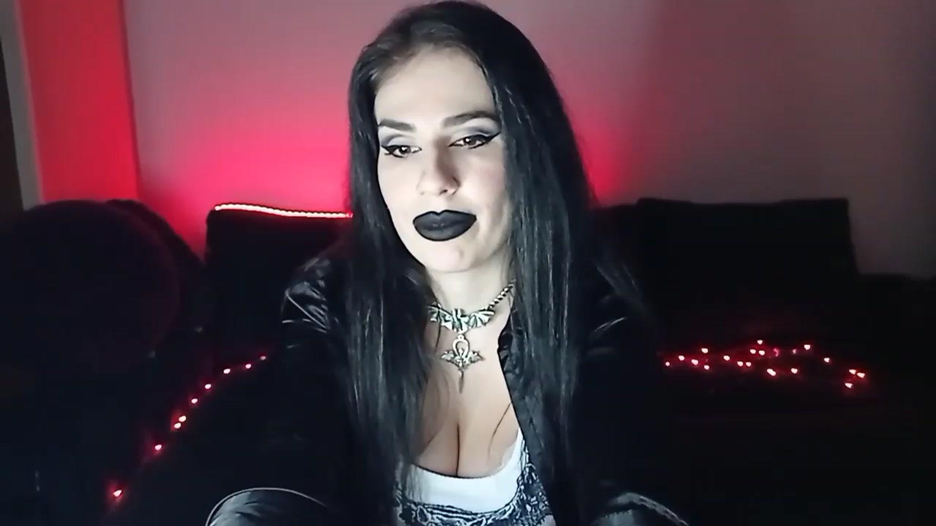 Gallery image thumbnail from Iron_Rose's myfreecams stream on, 02/03/2023, 17:18 image 11 of 20