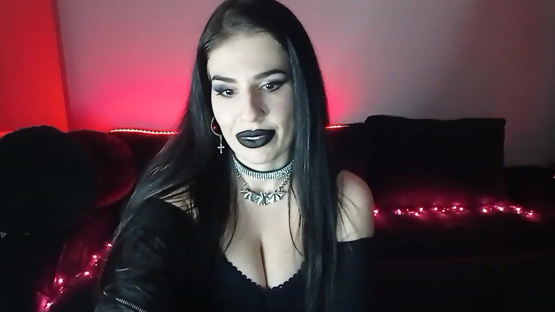 Gallery image thumbnail from Iron_Rose's myfreecams stream on, 02/09/2023, 17:17 image 18 of 20