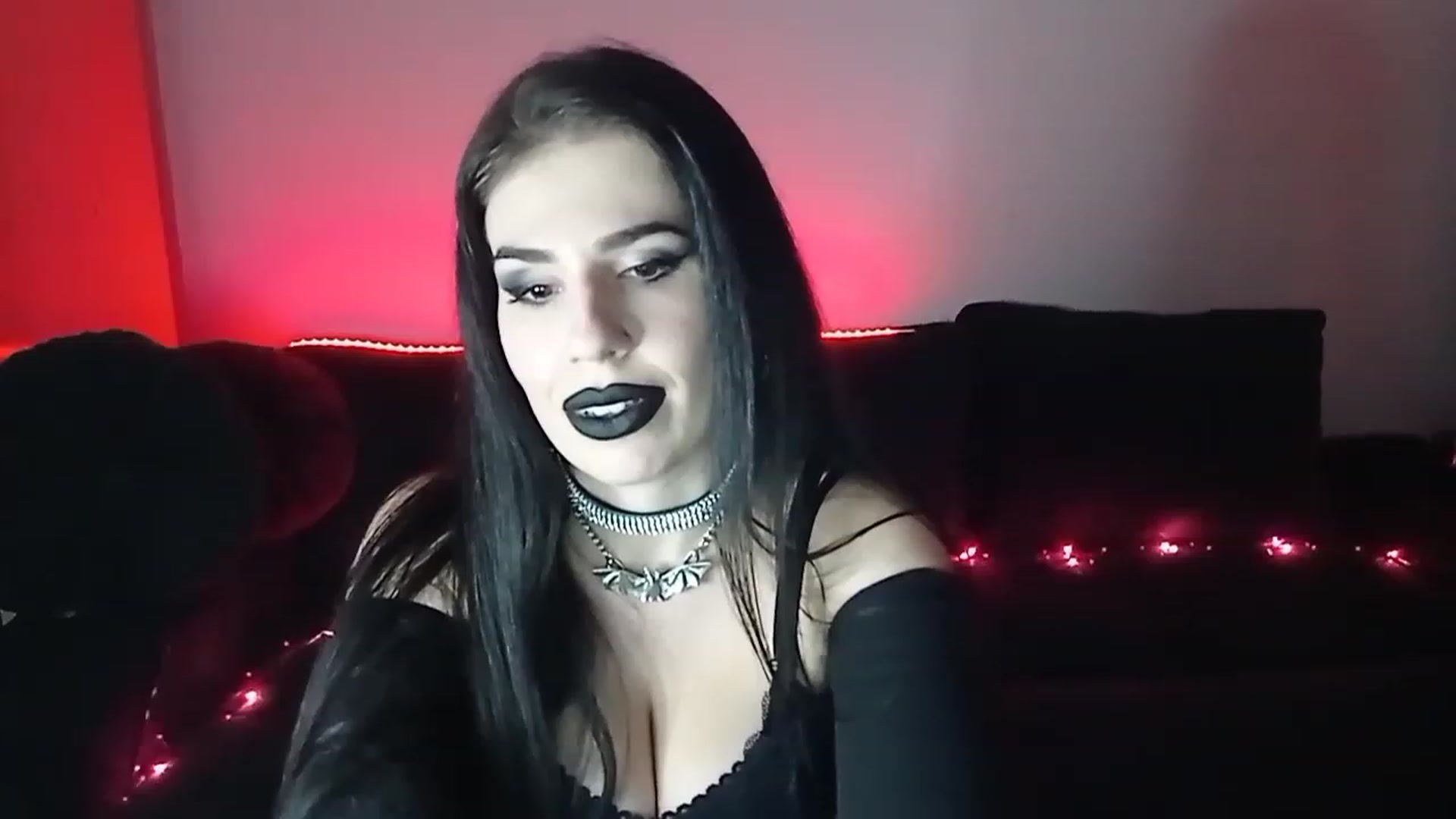 Gallery image thumbnail from Iron_Rose's myfreecams stream on, 02/09/2023, 17:17 image 13 of 20