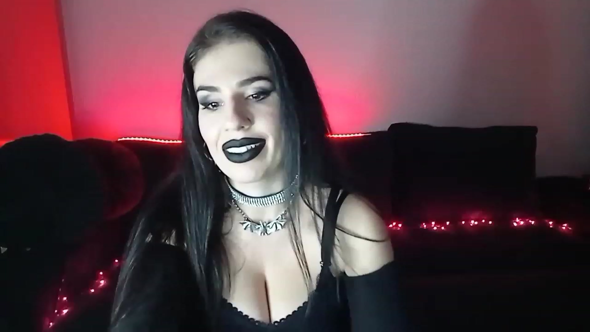Gallery image thumbnail from Iron_Rose's myfreecams stream on, 02/09/2023, 17:17 image 15 of 20