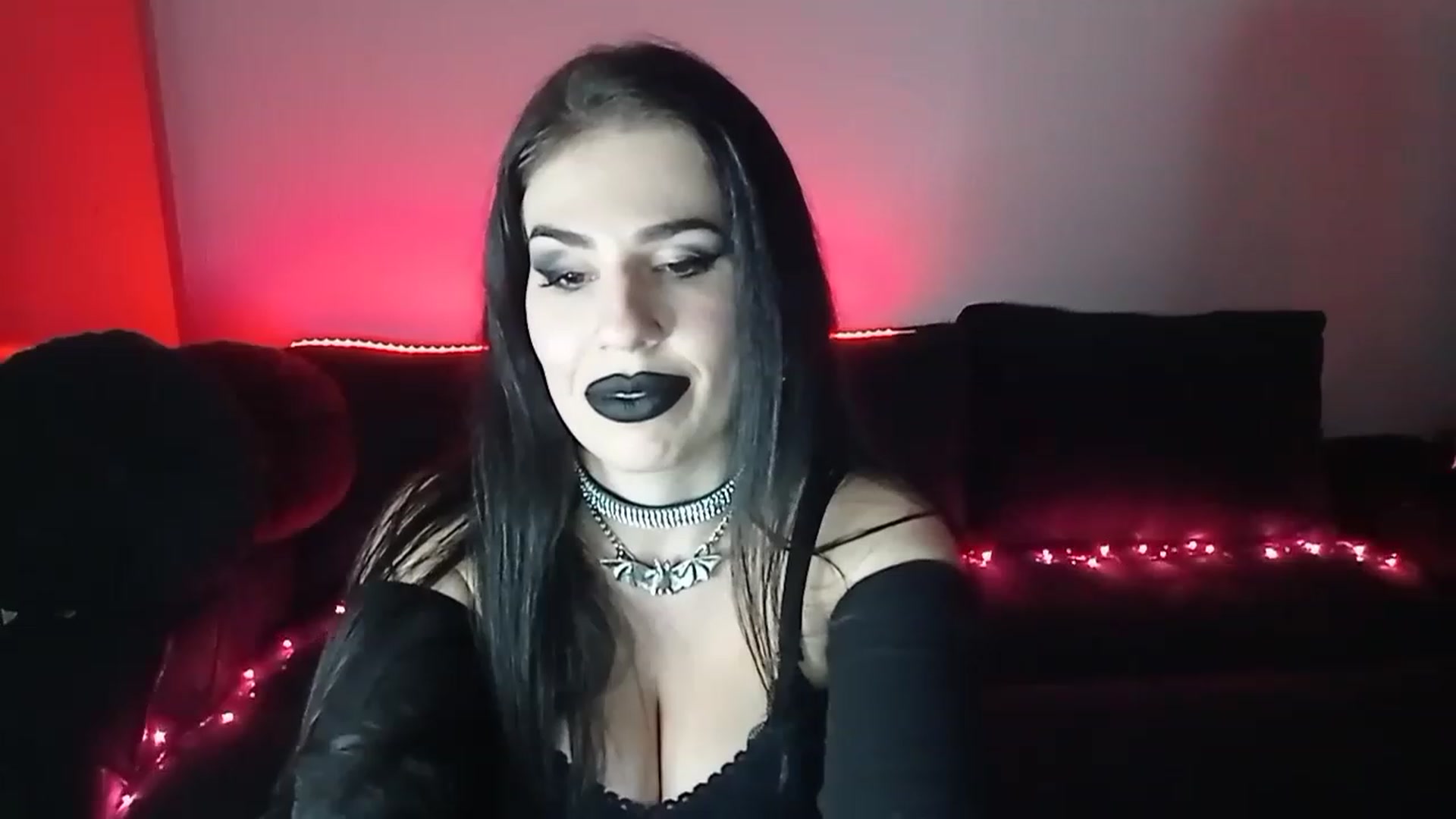Gallery image thumbnail from Iron_Rose's myfreecams stream on, 02/09/2023, 17:17 image 14 of 20