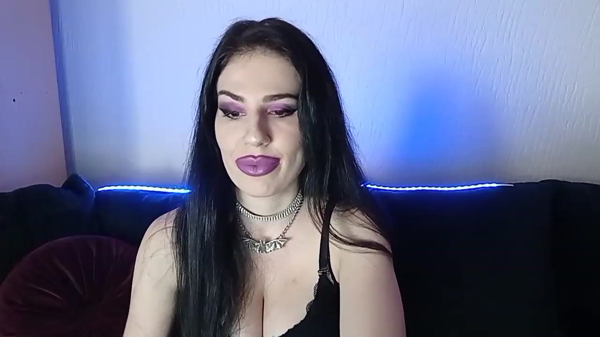 Gallery image thumbnail from Iron_Rose's myfreecams stream on, 03/22/2023, 14:05 image 3 of 20