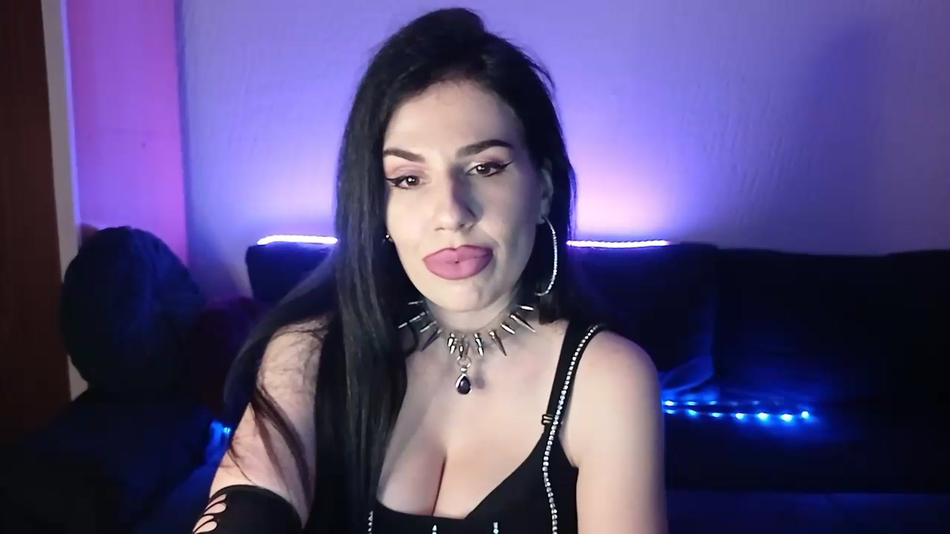 Gallery image thumbnail from Iron_Rose's myfreecams stream on, 07/09/2023, 17:55 image 2 of 20