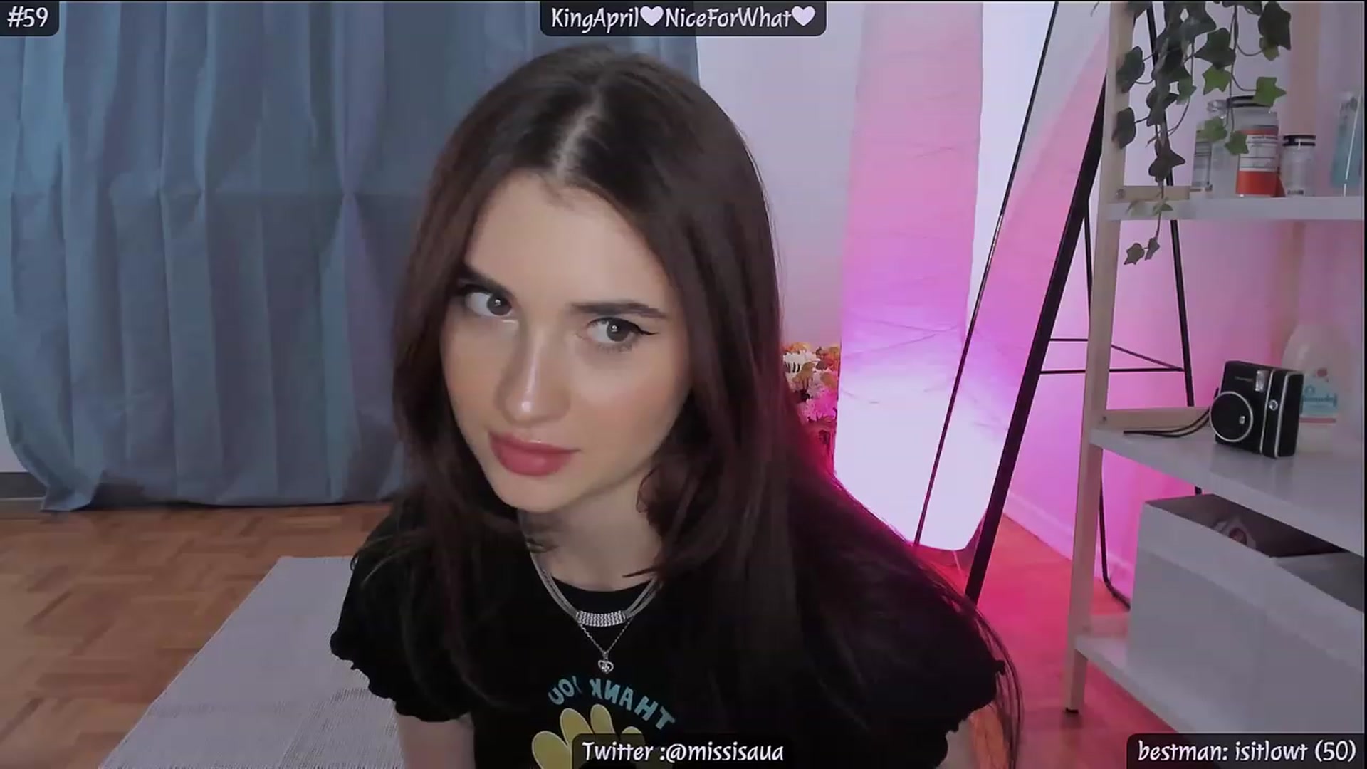 Gallery image thumbnail from IsaInLove's myfreecams stream on, 04/06/2023, 20:42 image 3 of 20