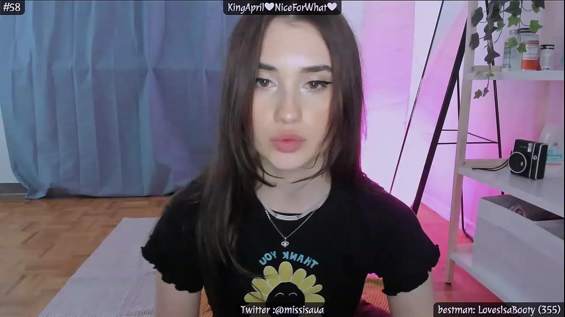 Gallery image thumbnail from IsaInLove's myfreecams stream on, 04/06/2023, 21:12 image 16 of 20