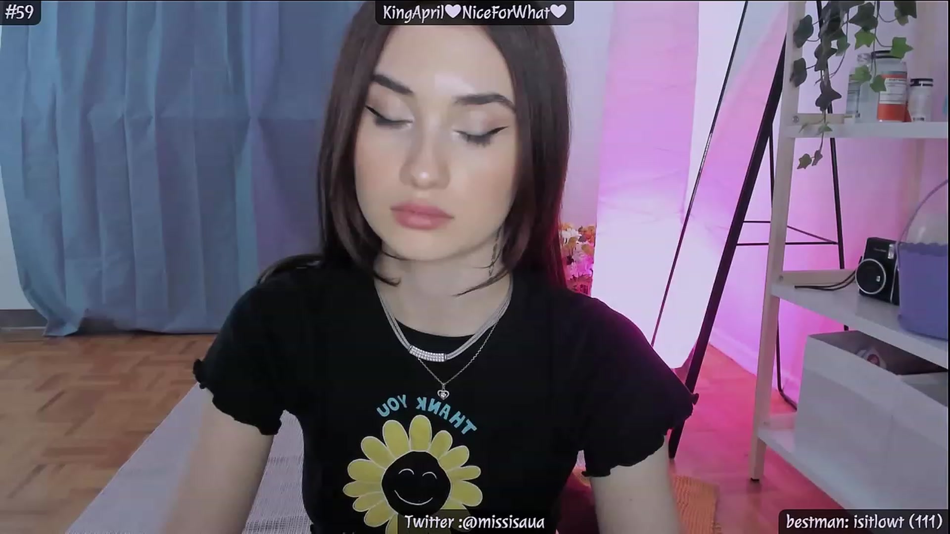 Gallery image thumbnail from IsaInLove's myfreecams stream on, 04/06/2023, 21:12 image 9 of 20