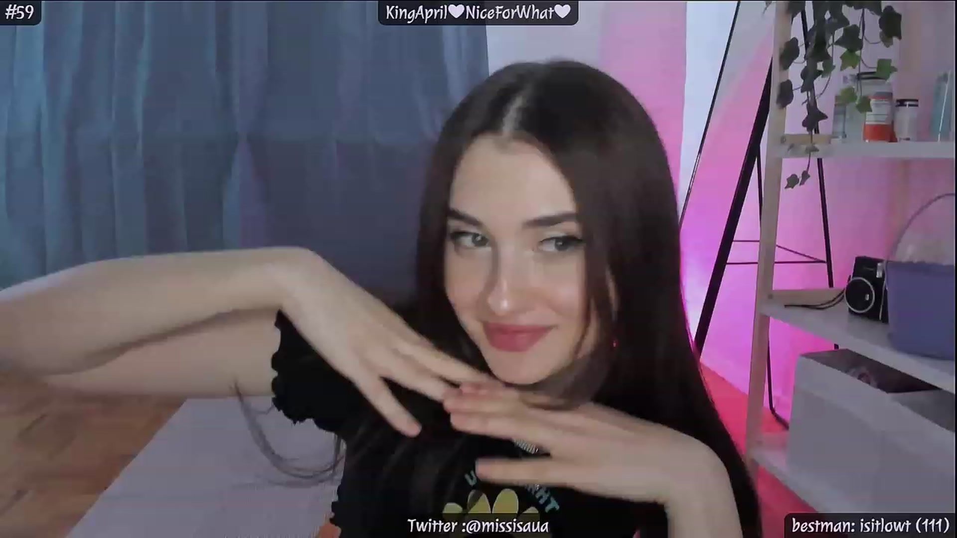 Gallery image thumbnail from IsaInLove's myfreecams stream on, 04/06/2023, 21:12 image 4 of 20