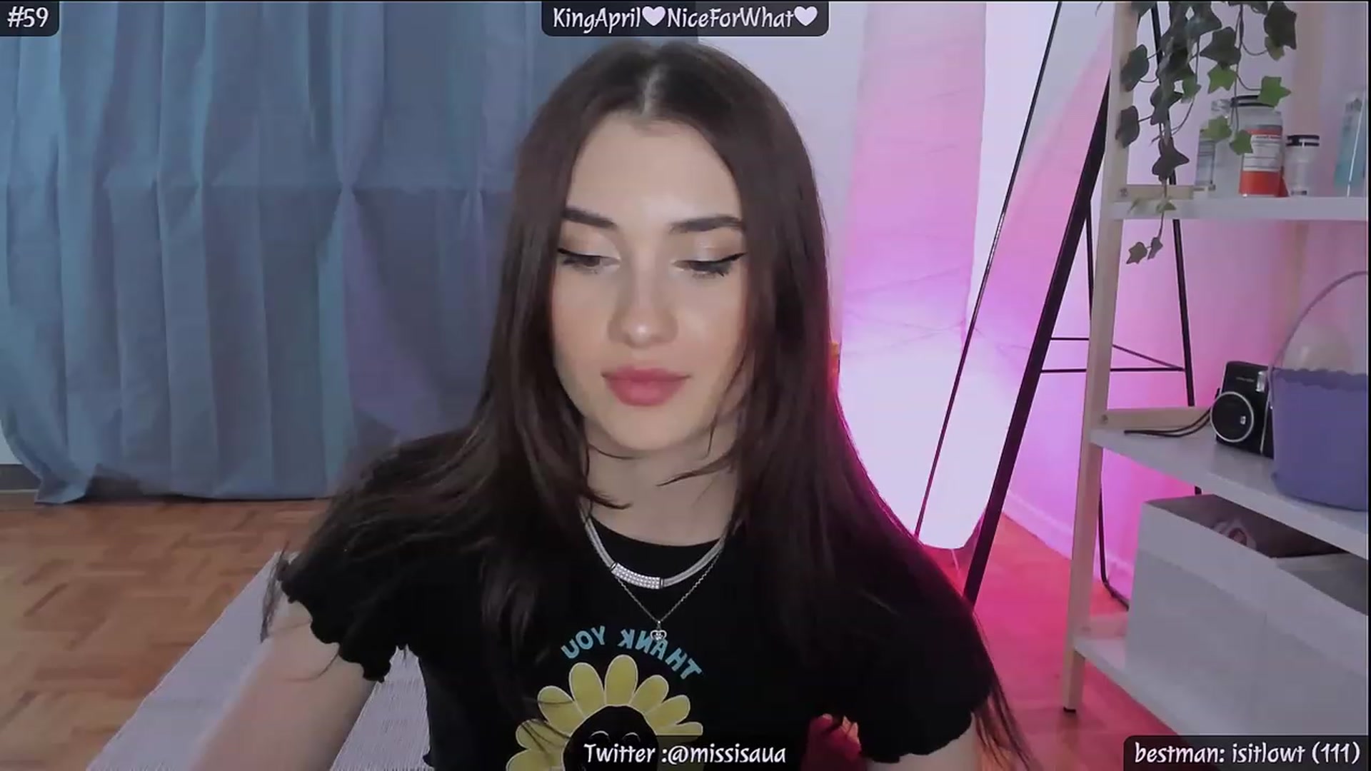 Gallery image thumbnail from IsaInLove's myfreecams stream on, 04/06/2023, 21:12 image 3 of 20