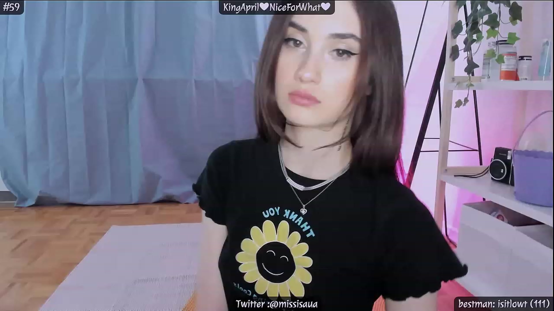 Gallery image thumbnail from IsaInLove's myfreecams stream on, 04/06/2023, 21:12 image 5 of 20