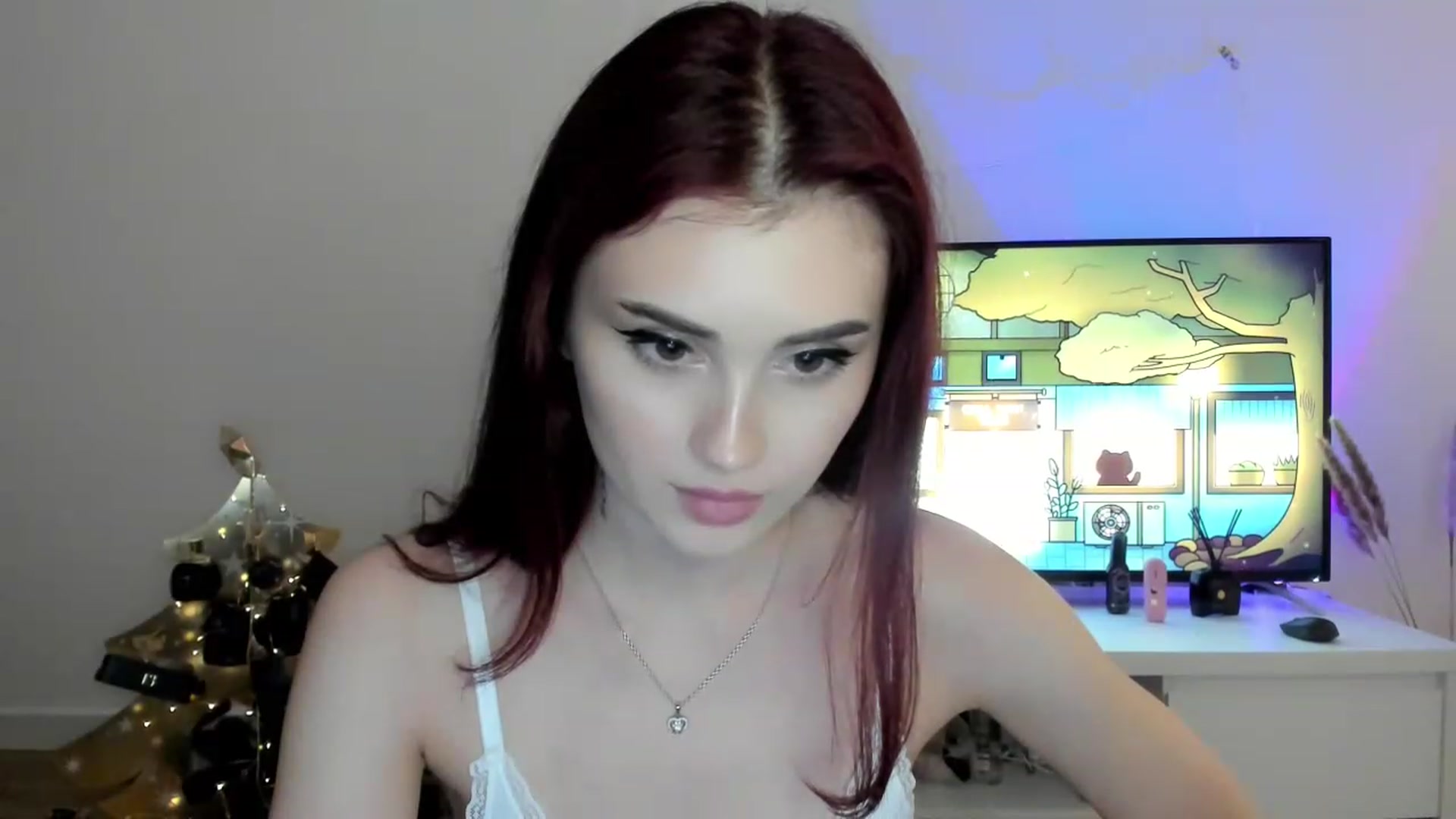 Gallery image thumbnail from IsaPeach's myfreecams stream on, 11/15/2022, 22:06 image 4 of 20