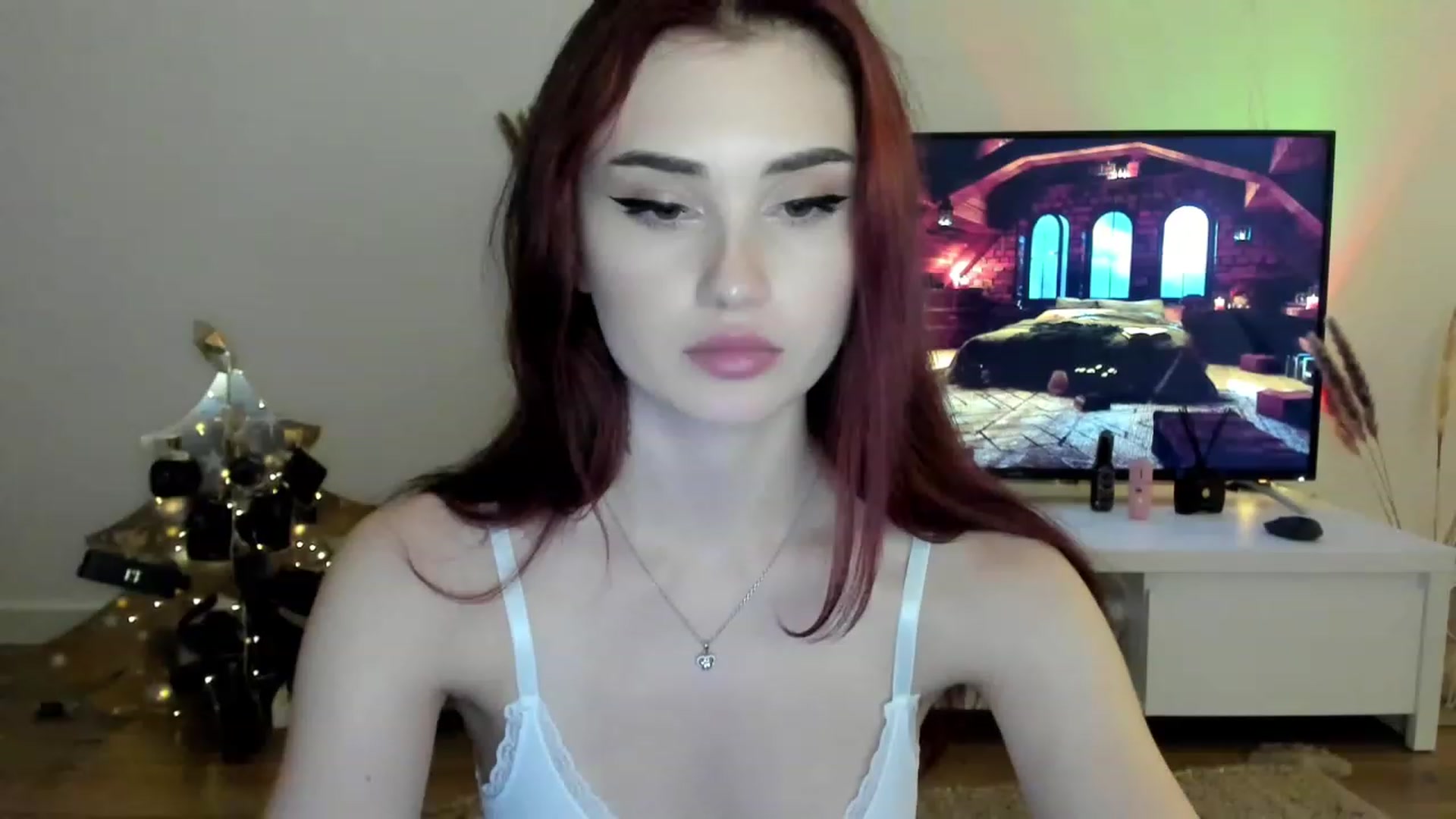 Gallery image thumbnail from IsaPeach's myfreecams stream on, 11/15/2022, 22:06 image 12 of 20